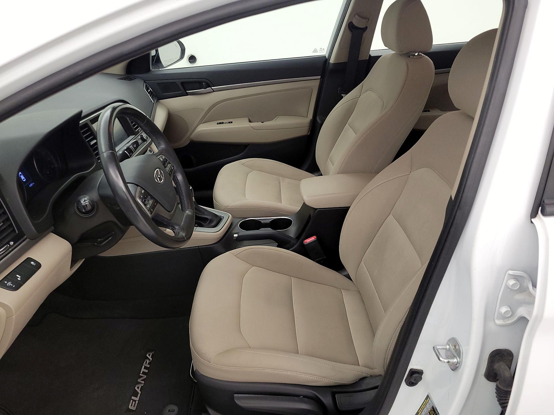 Thumbnail: 2018 Hyundai Elantra - 9