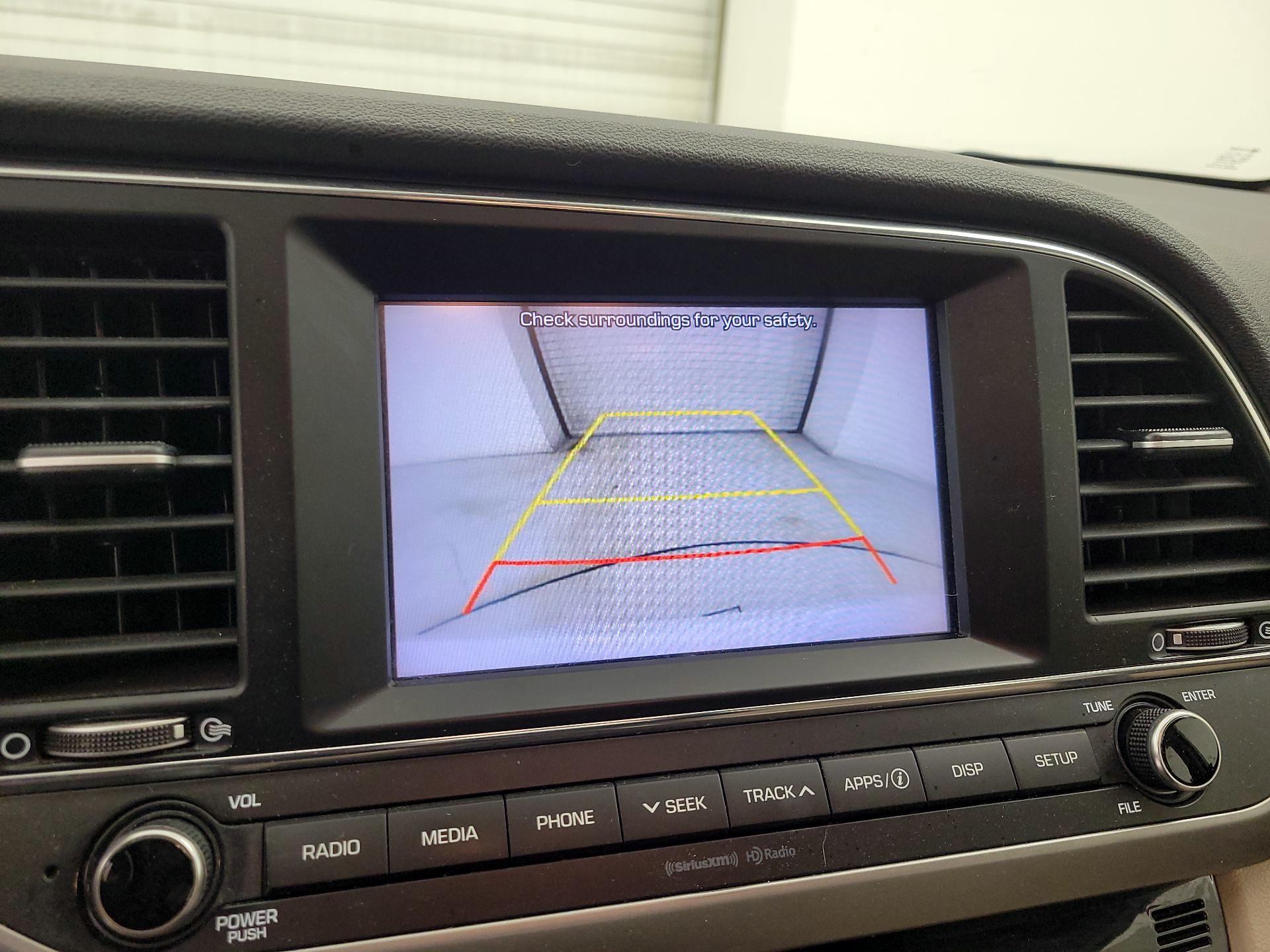 Thumbnail: 2018 Hyundai Elantra - 12