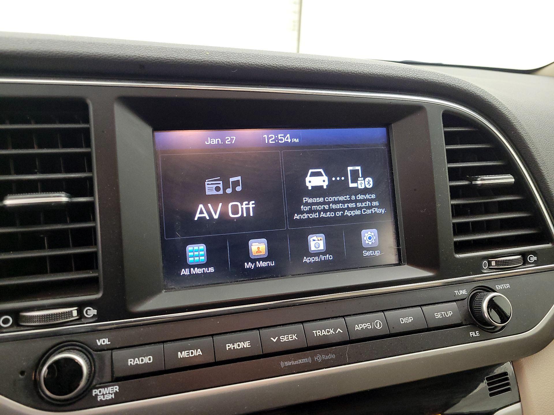 Thumbnail: 2018 Hyundai Elantra - 13