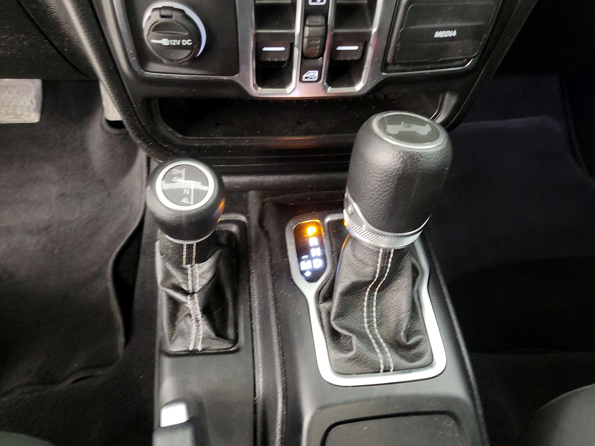 Thumbnail: 2021 Jeep Wrangler - 17