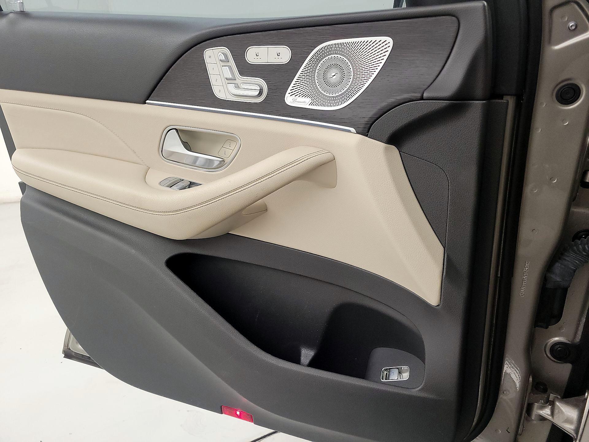 Thumbnail: 2020 Mercedes-Benz GLE - 10