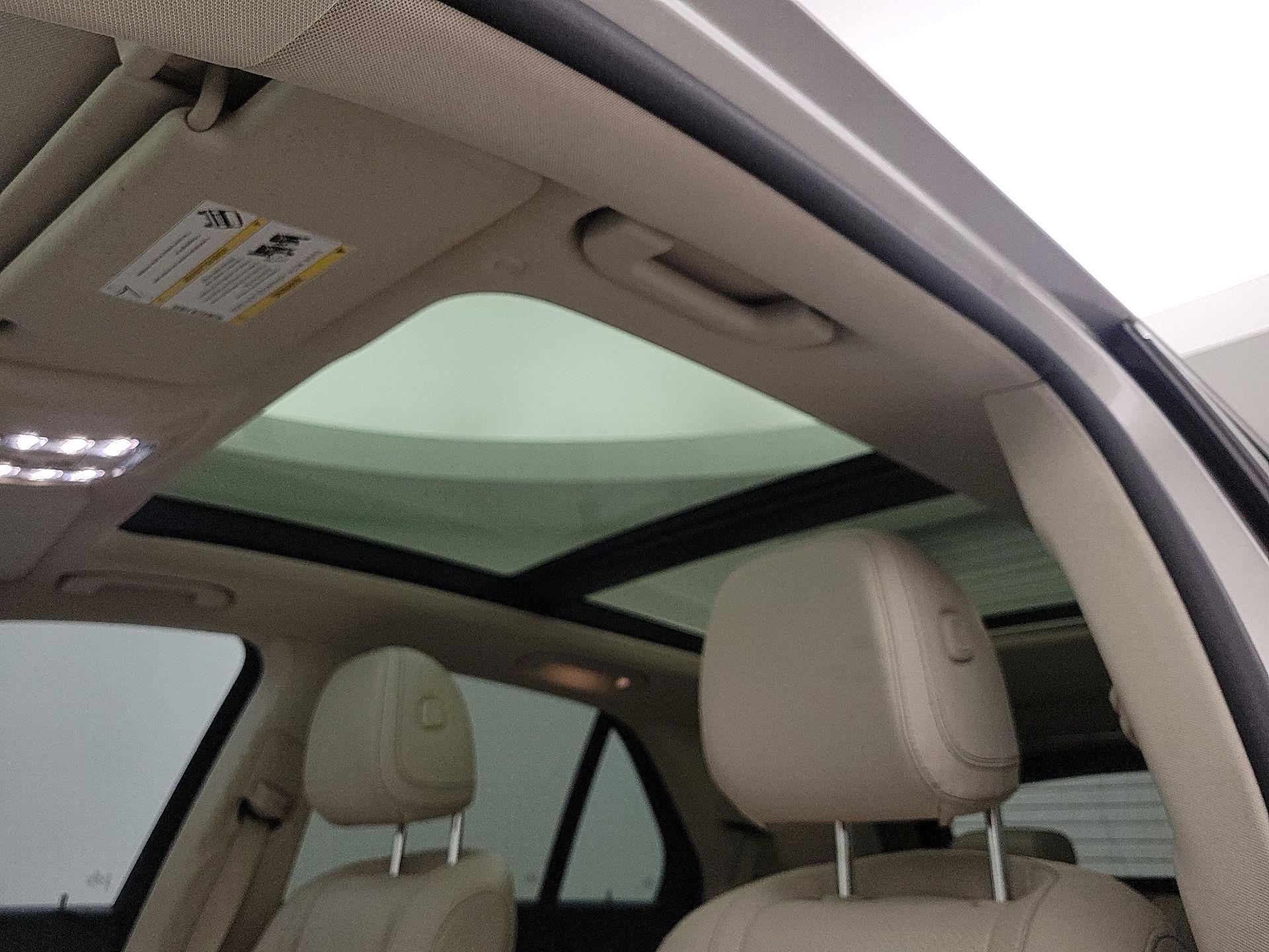 Thumbnail: 2020 Mercedes-Benz GLE - 17