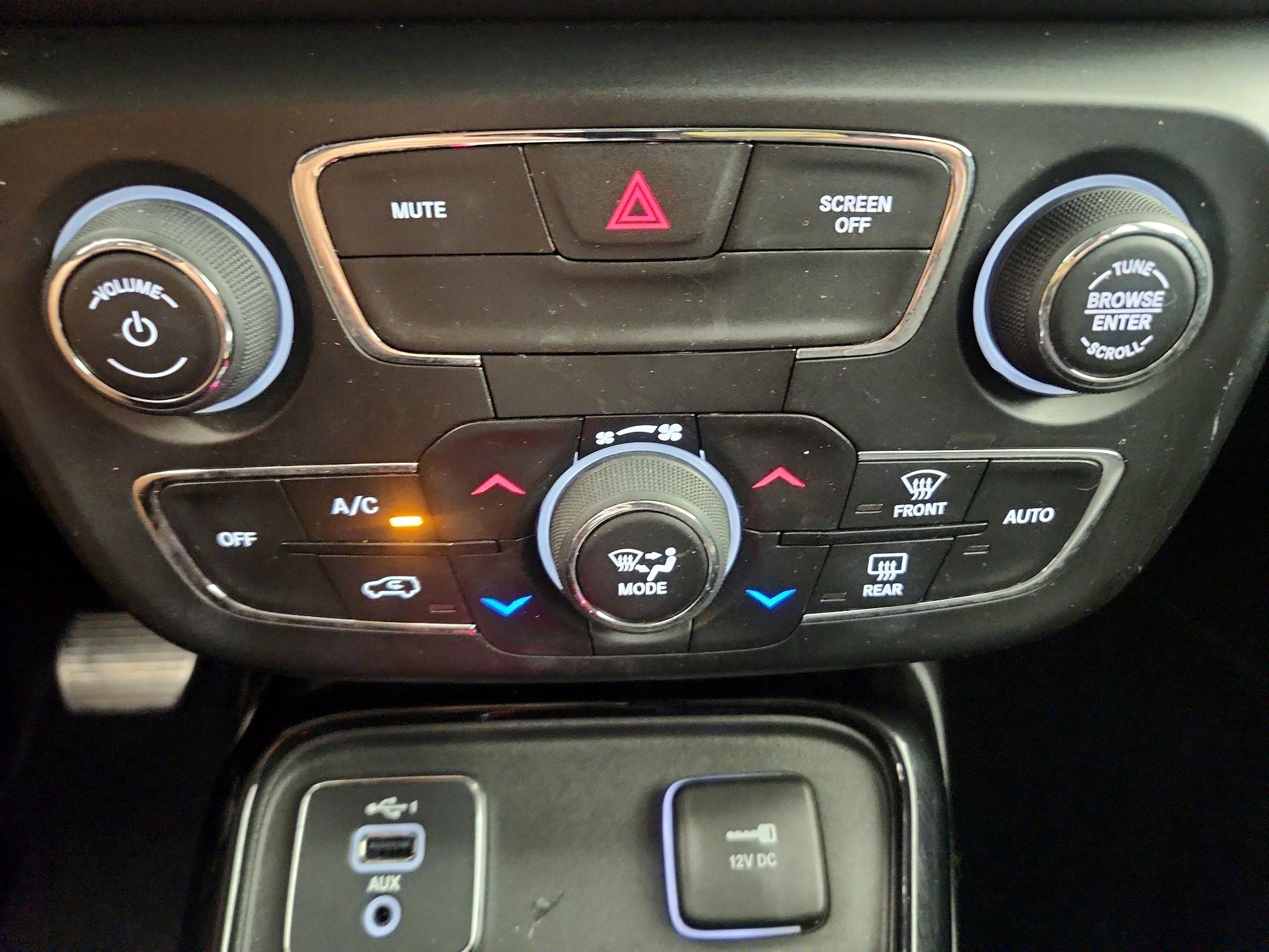 Thumbnail: 2021 Jeep Compass - 14