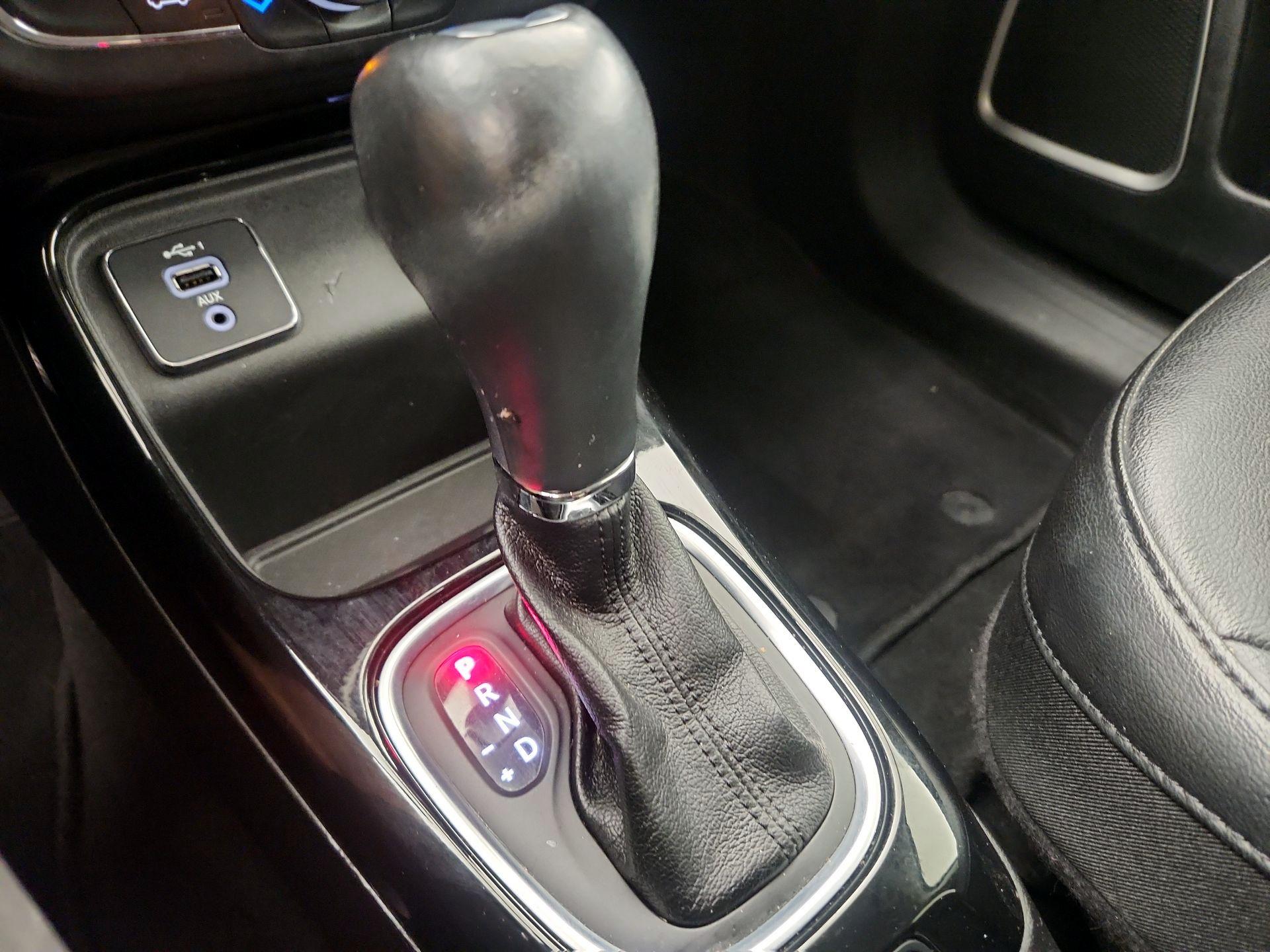 Thumbnail: 2021 Jeep Compass - 15