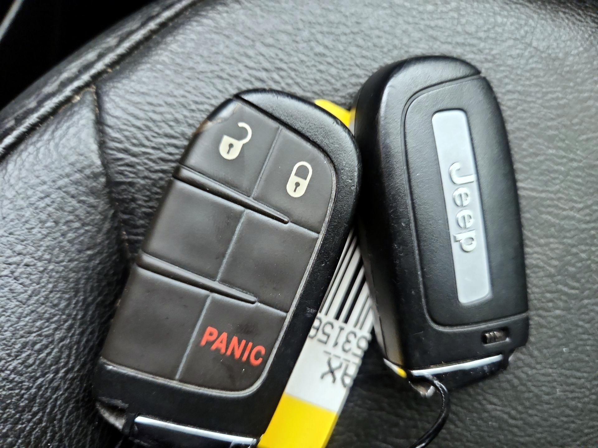 Thumbnail: 2021 Jeep Compass - 18