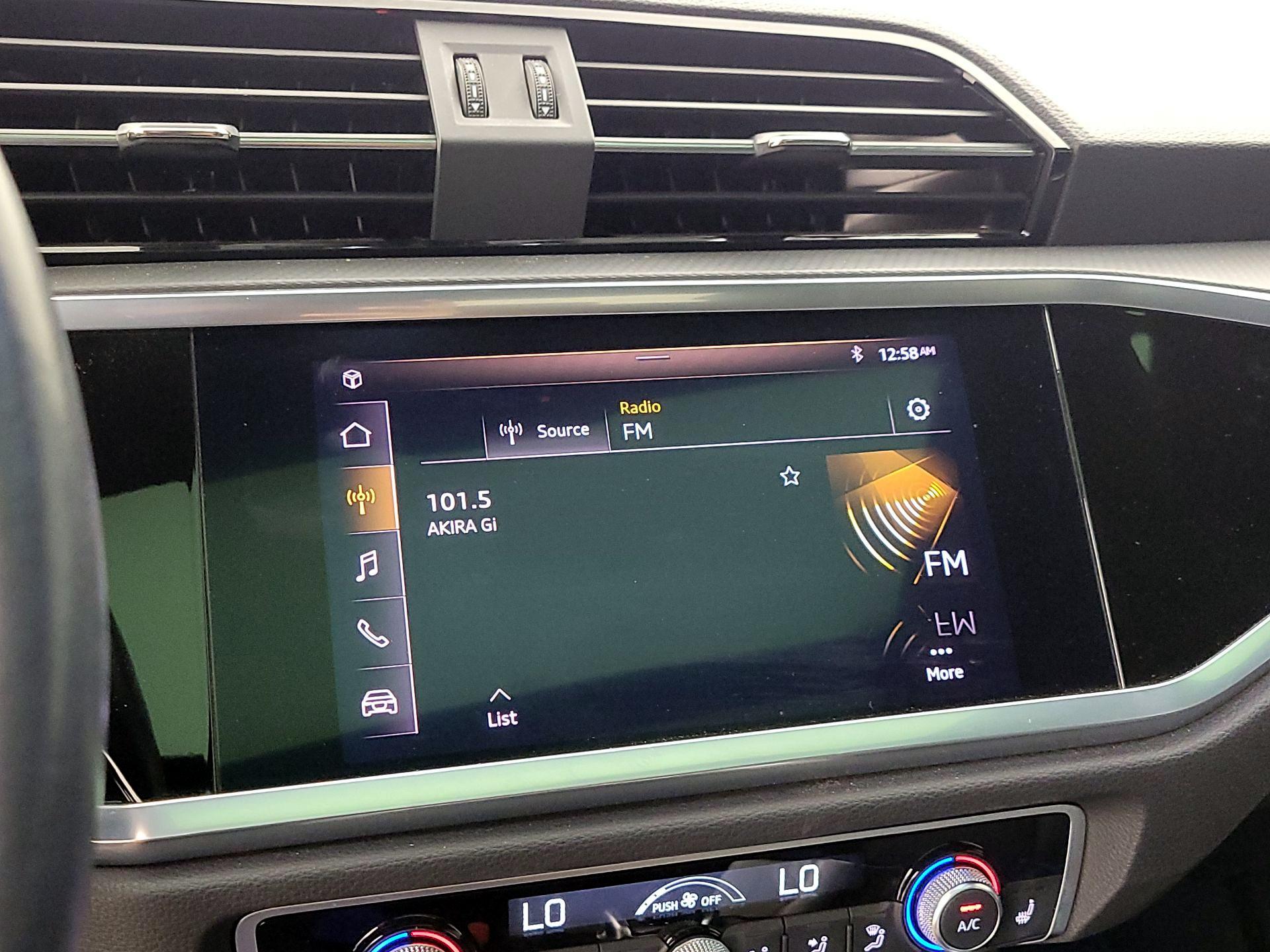 Thumbnail: 2021 Audi Q3 - 15