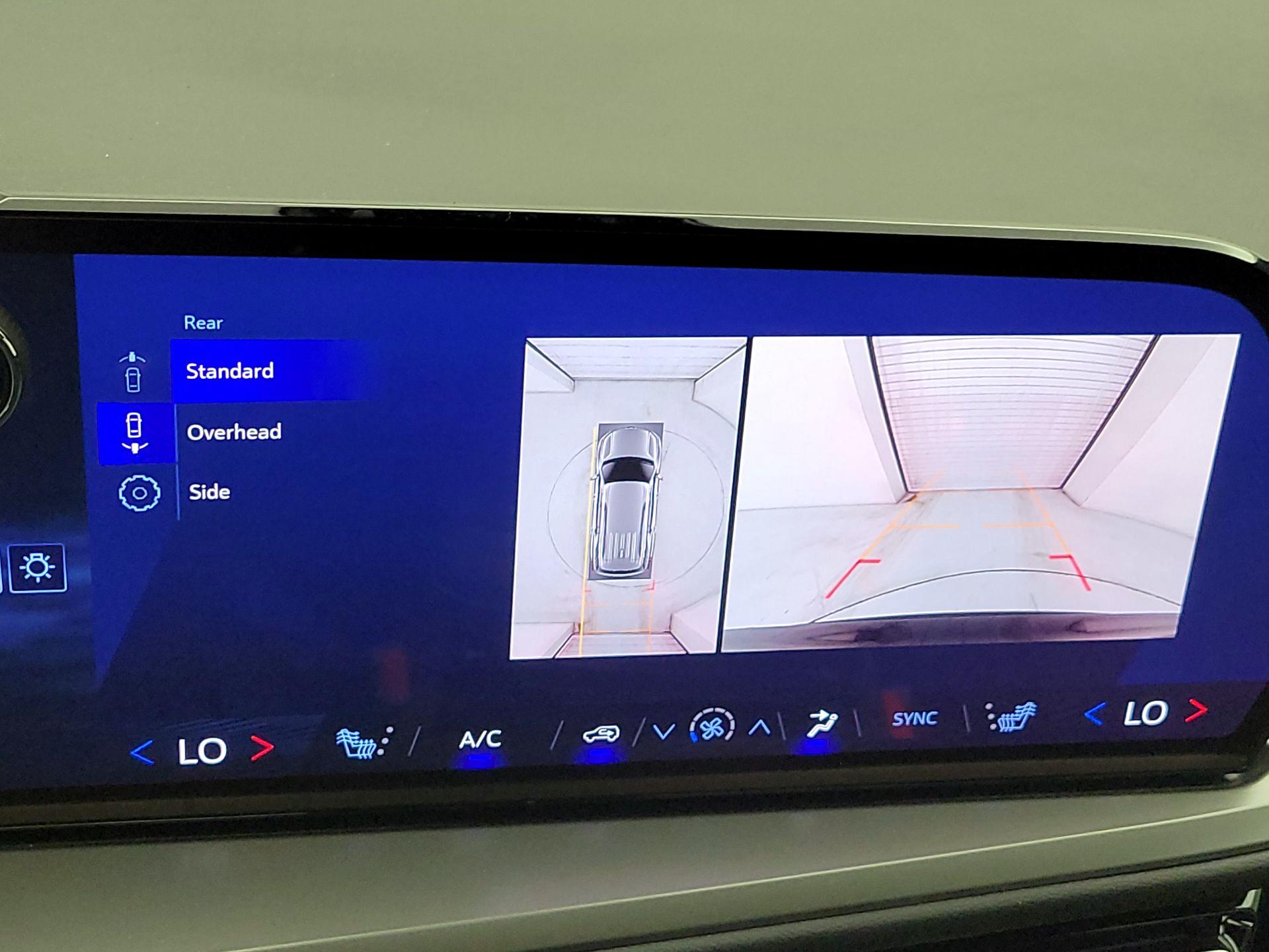 Thumbnail: 2024 Chevrolet Traverse - 13