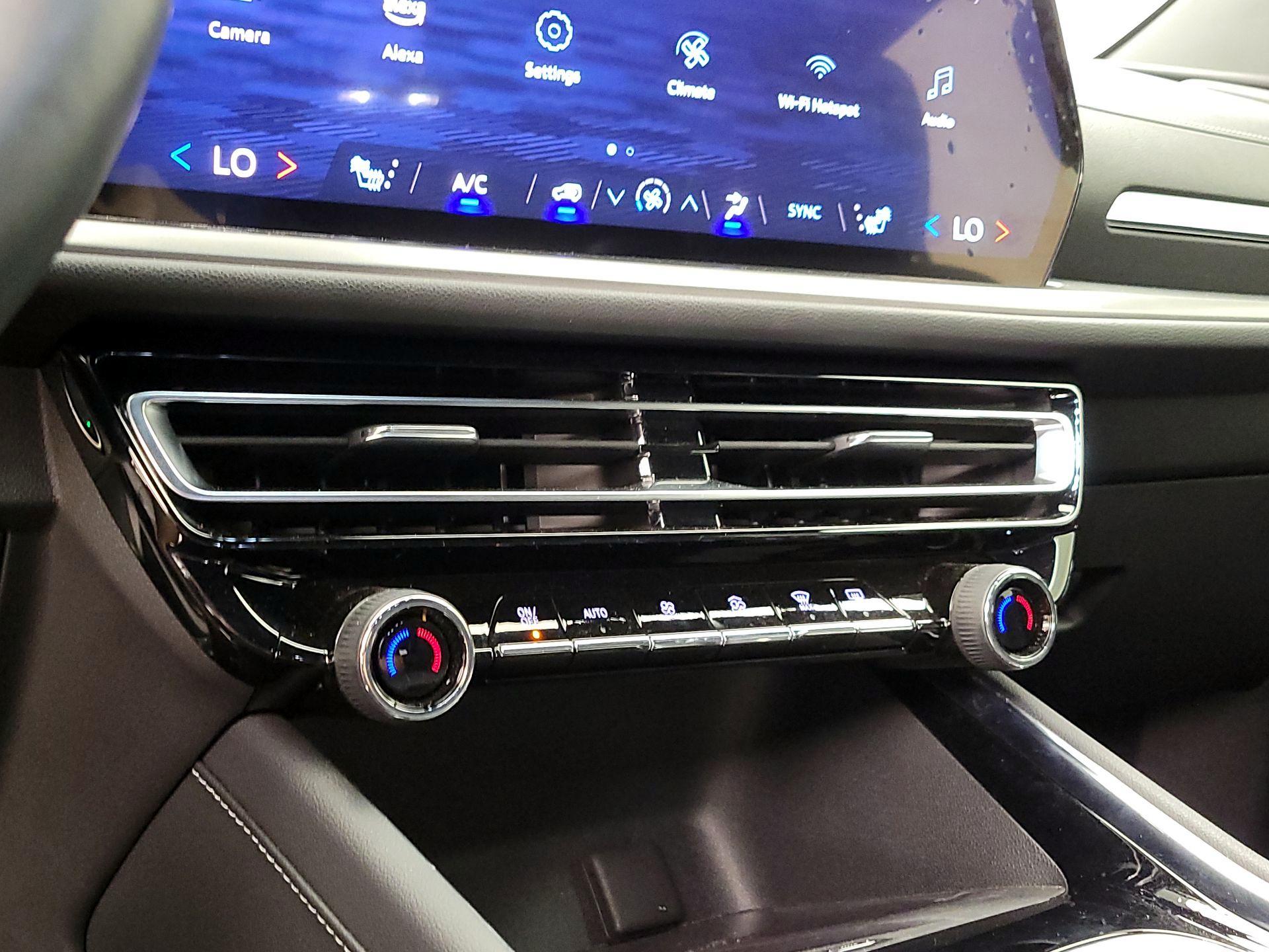 Thumbnail: 2024 Chevrolet Traverse - 15