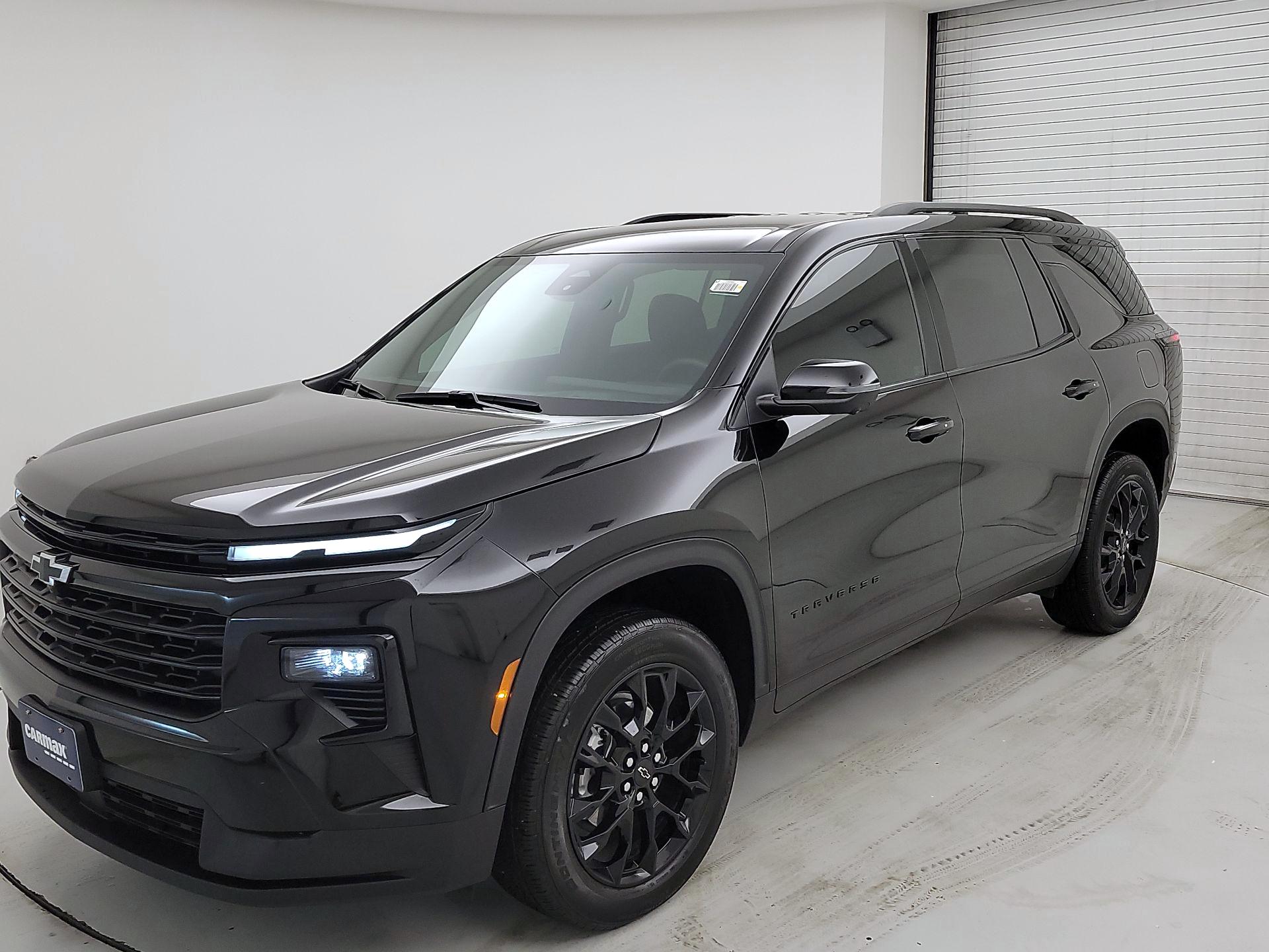 Thumbnail: 2024 Chevrolet Traverse - 3