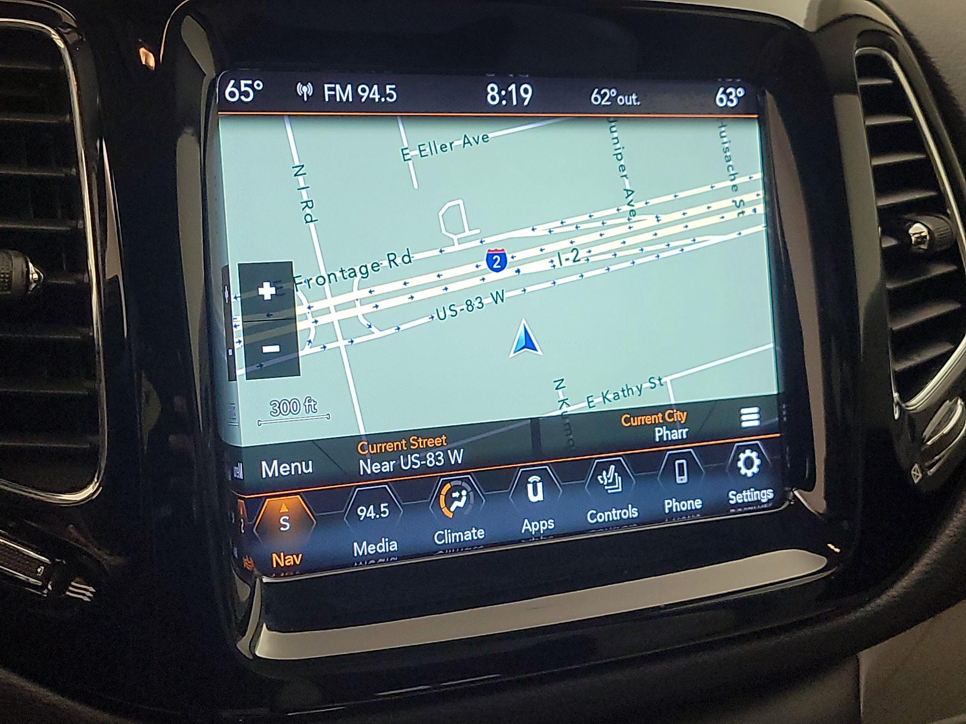 Thumbnail: 2021 Jeep Compass - 14