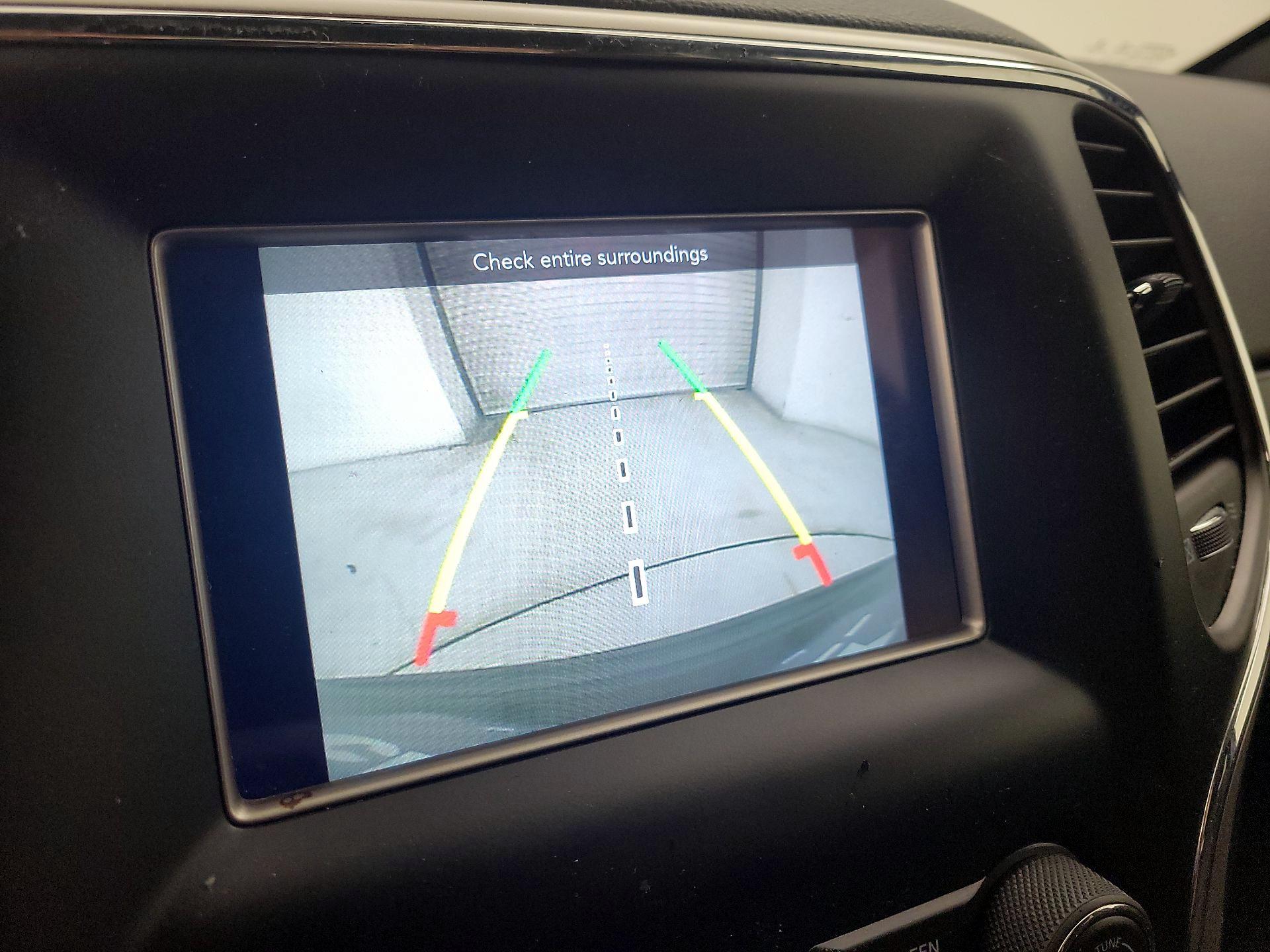 Thumbnail: 2019 Jeep Grand Cherokee - 14