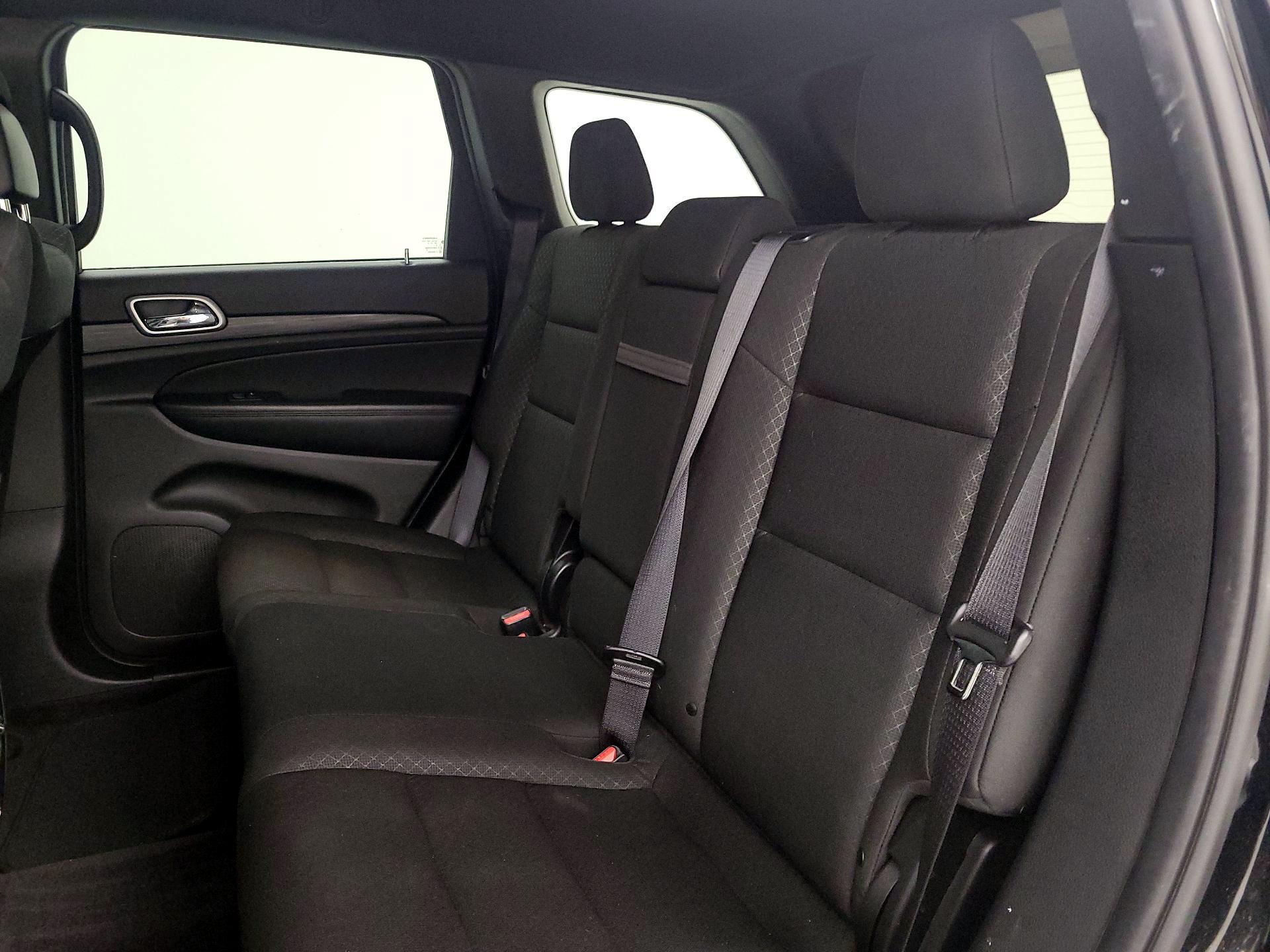 Thumbnail: 2019 Jeep Grand Cherokee - 19