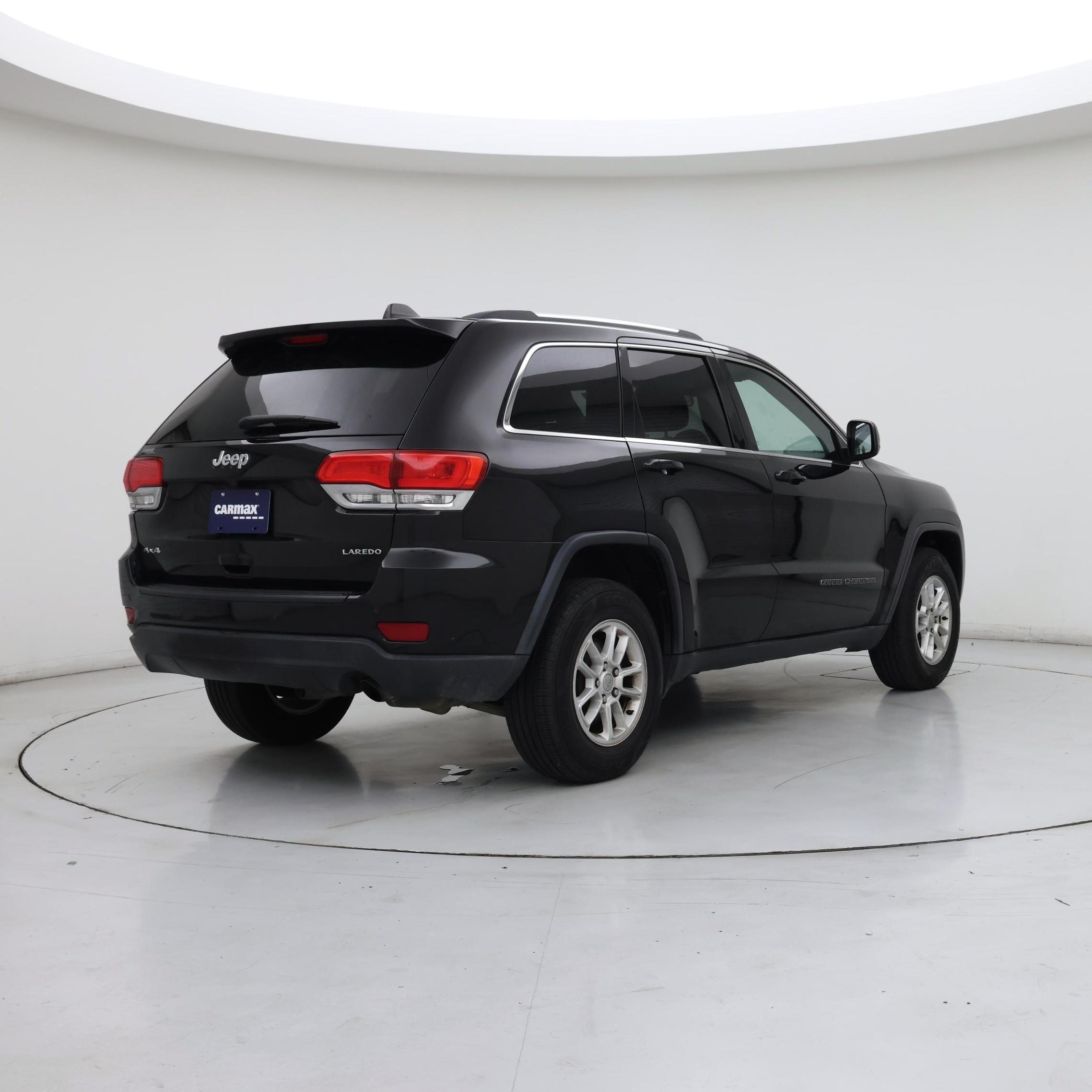 Thumbnail: 2019 Jeep Grand Cherokee - 8