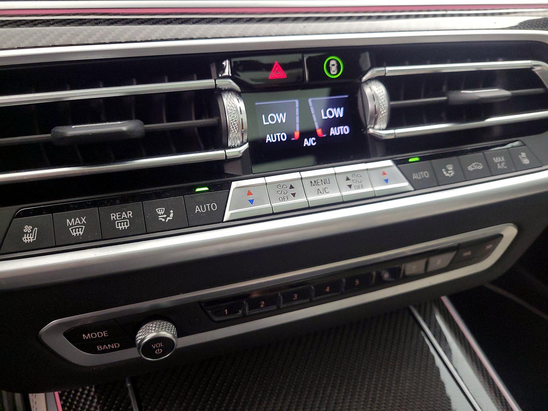 Thumbnail: 2022 BMW X5 - 17