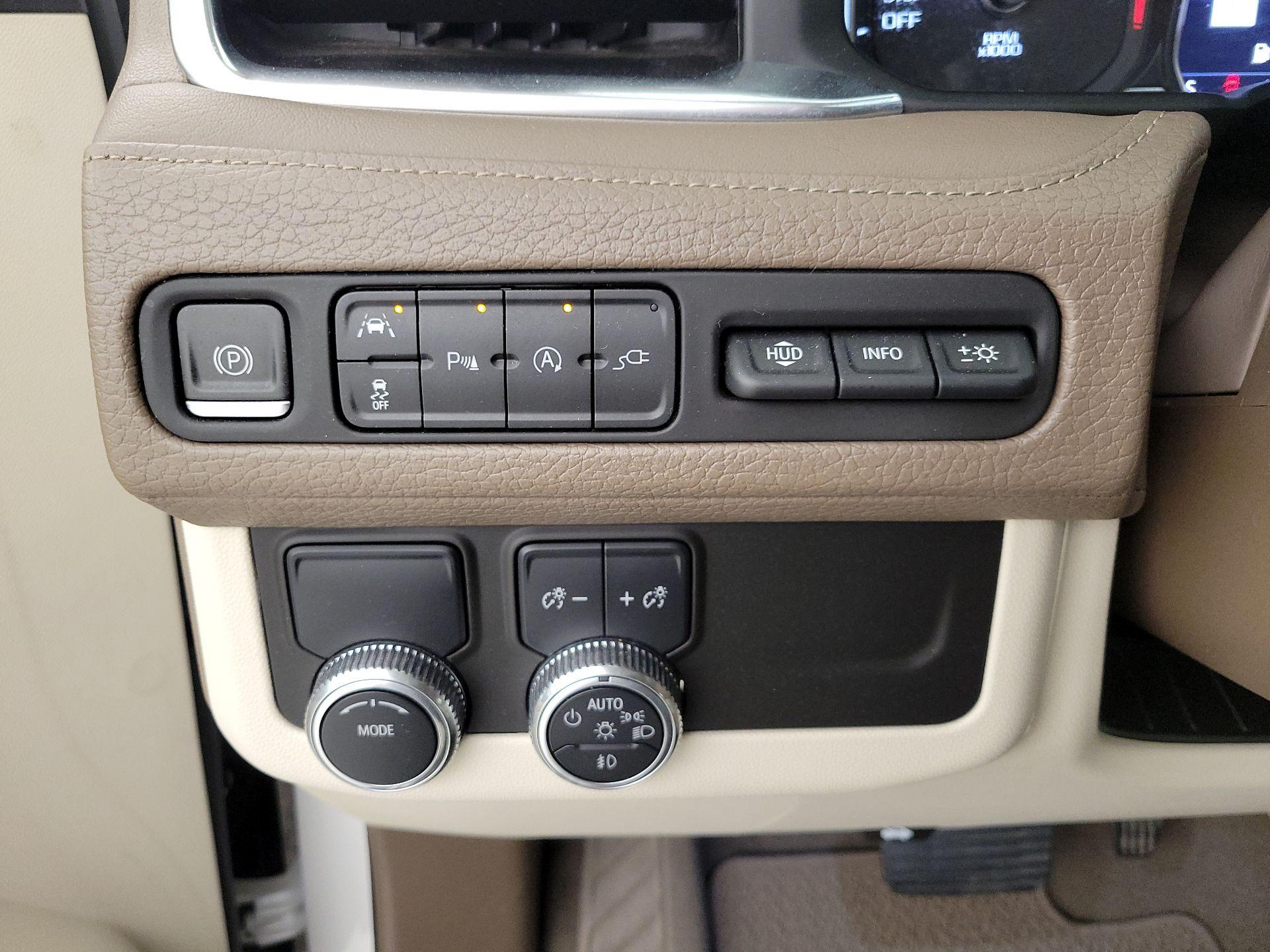 Thumbnail: 2021 GMC Yukon - 13