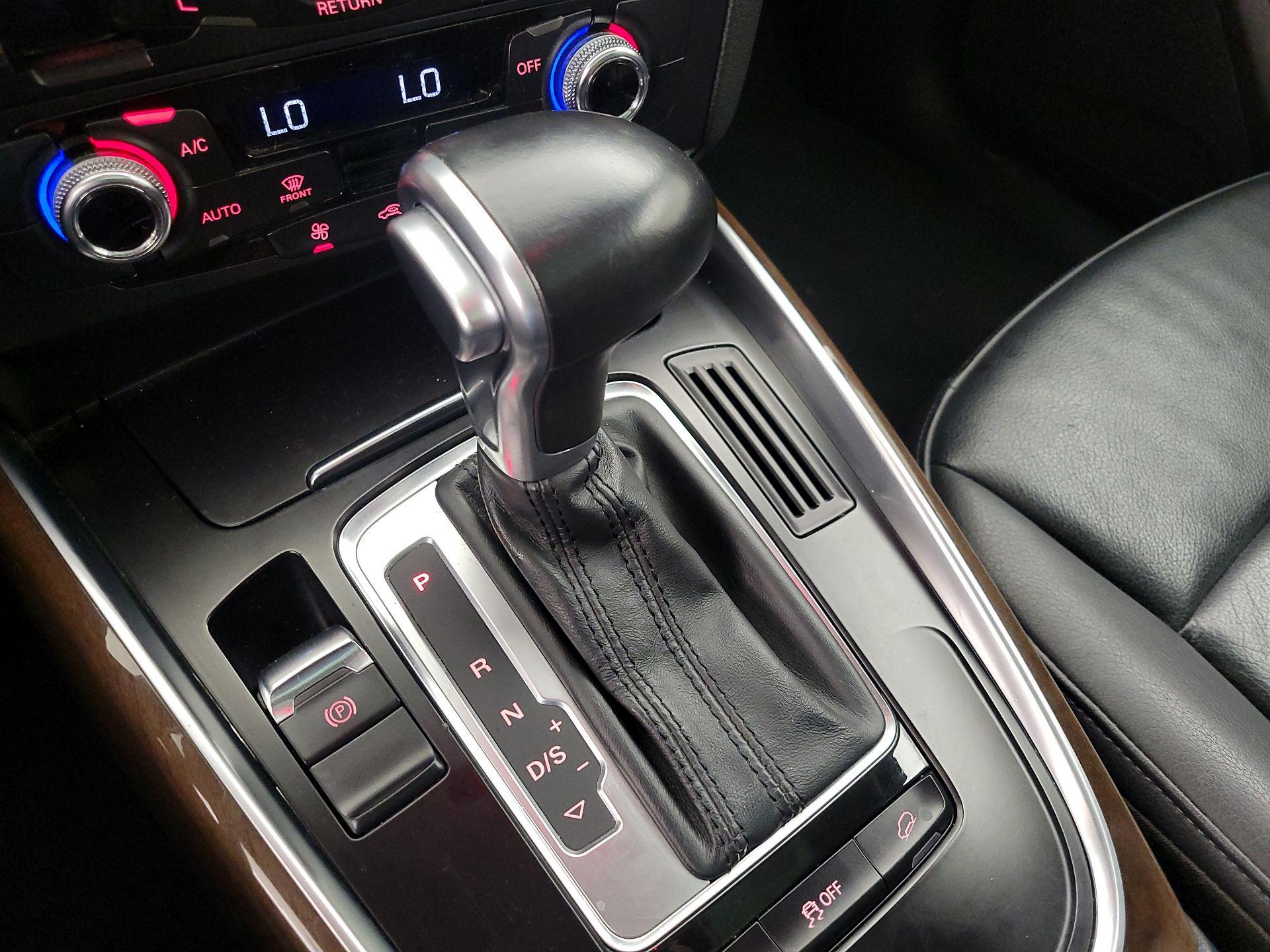 Thumbnail: 2016 Audi Q5 - 16