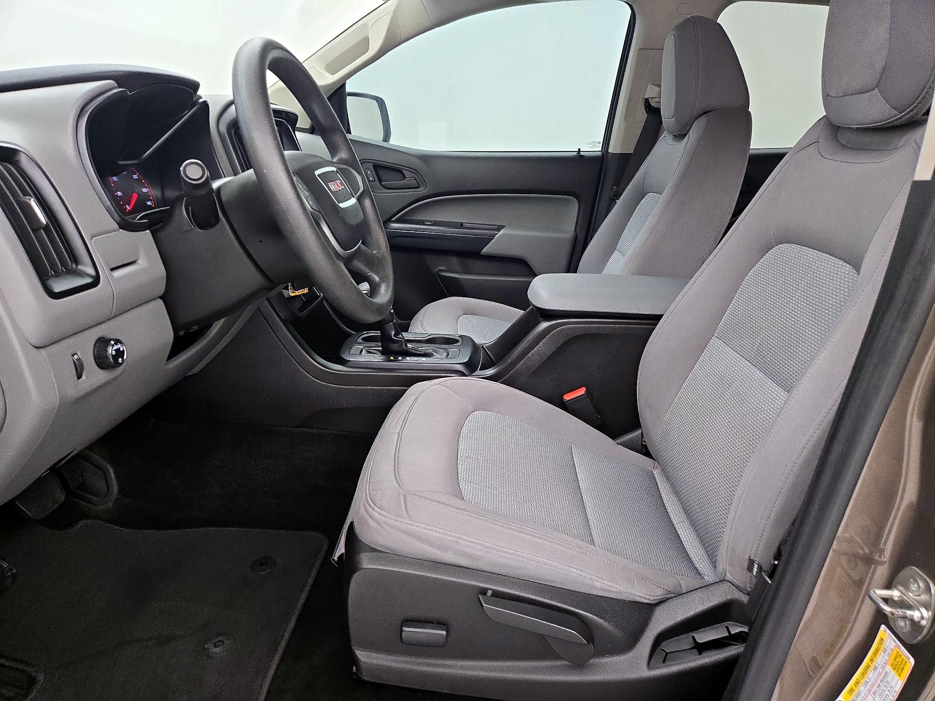 Thumbnail: 2016 GMC Canyon - 11