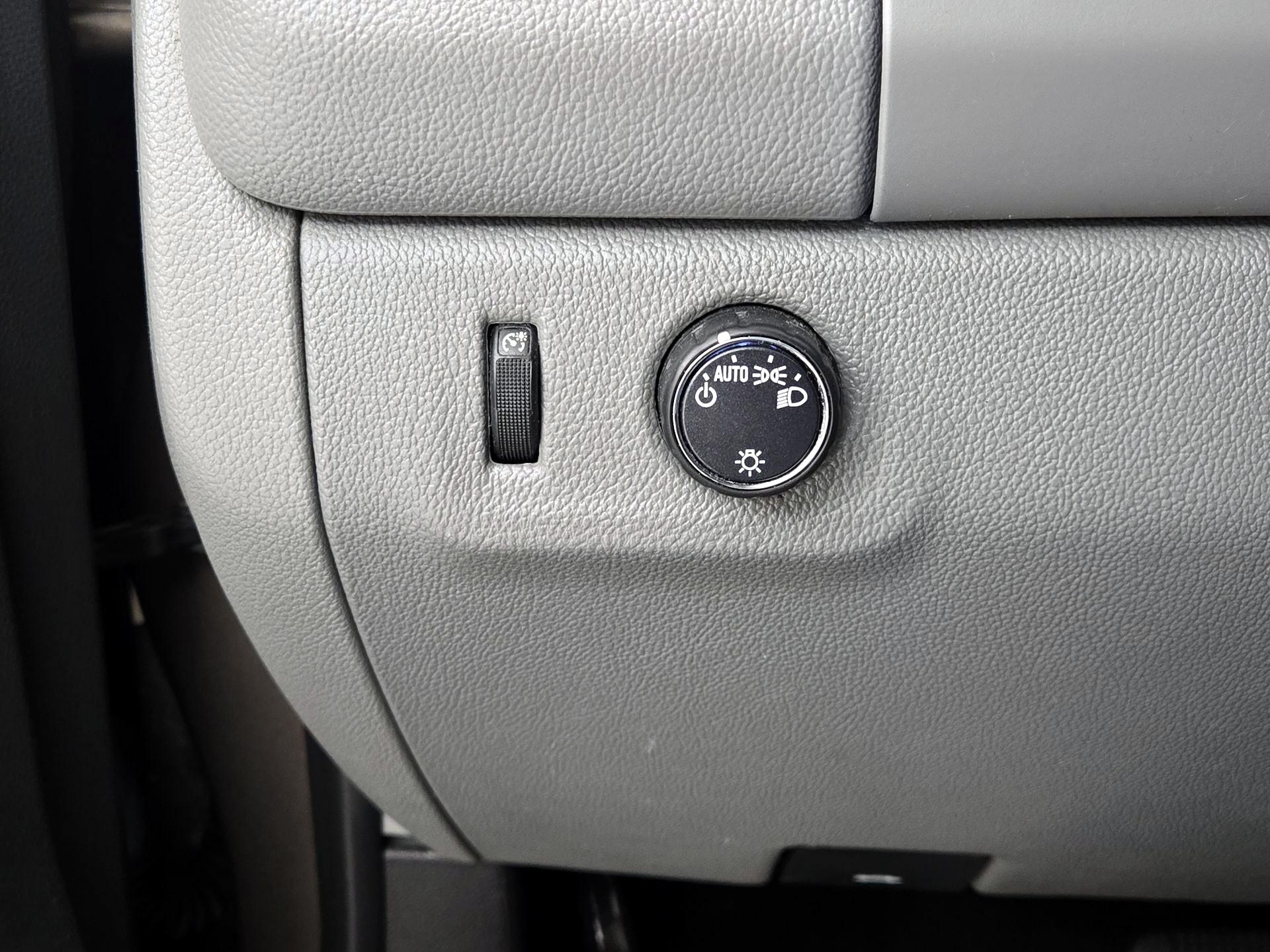 Thumbnail: 2016 GMC Canyon - 13