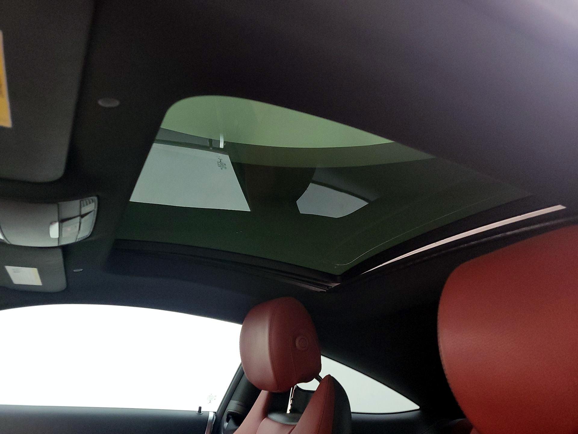 Thumbnail: 2023 Mercedes-Benz C-Class - 18