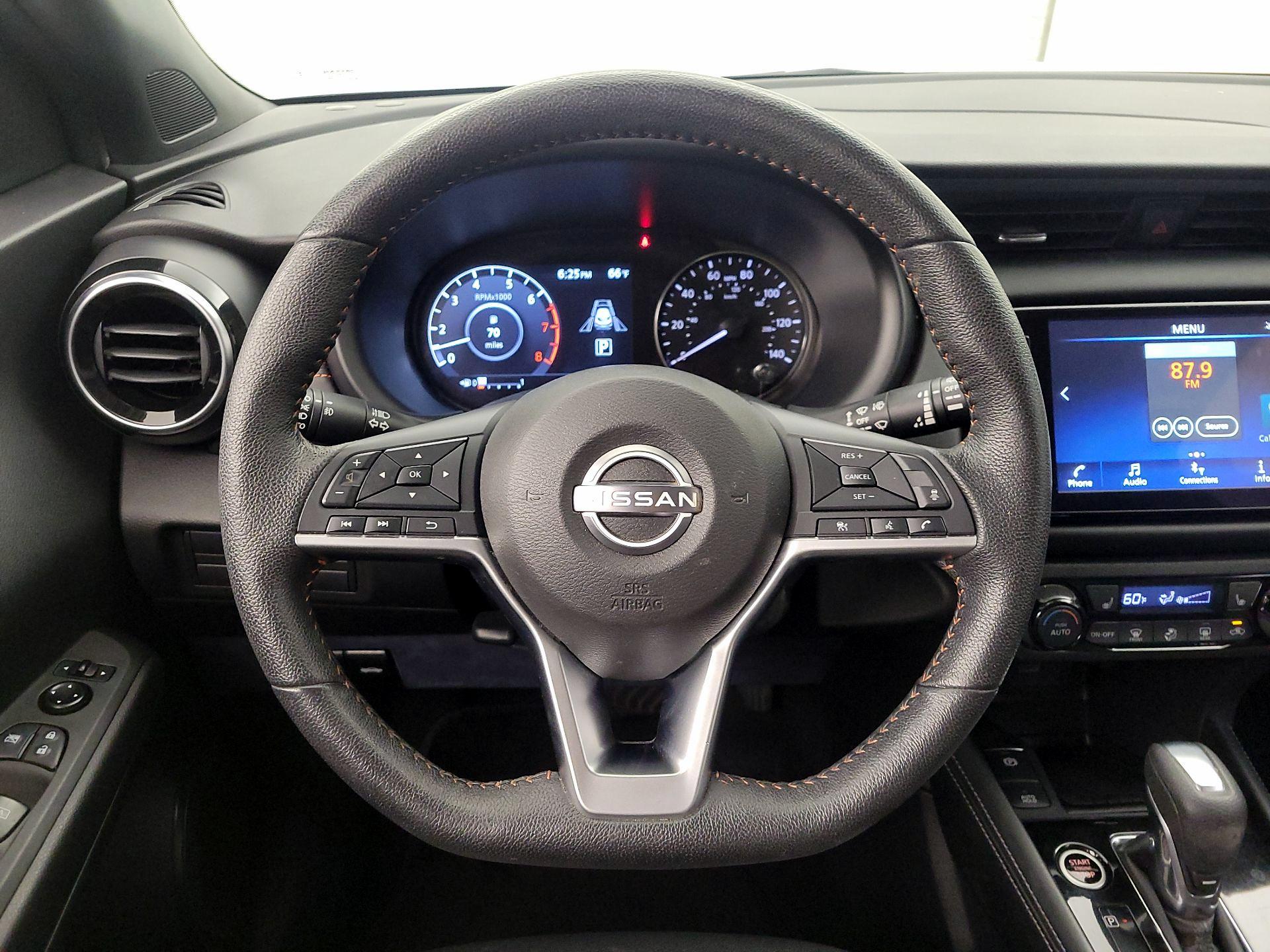 Thumbnail: 2022 Nissan Kicks - 10