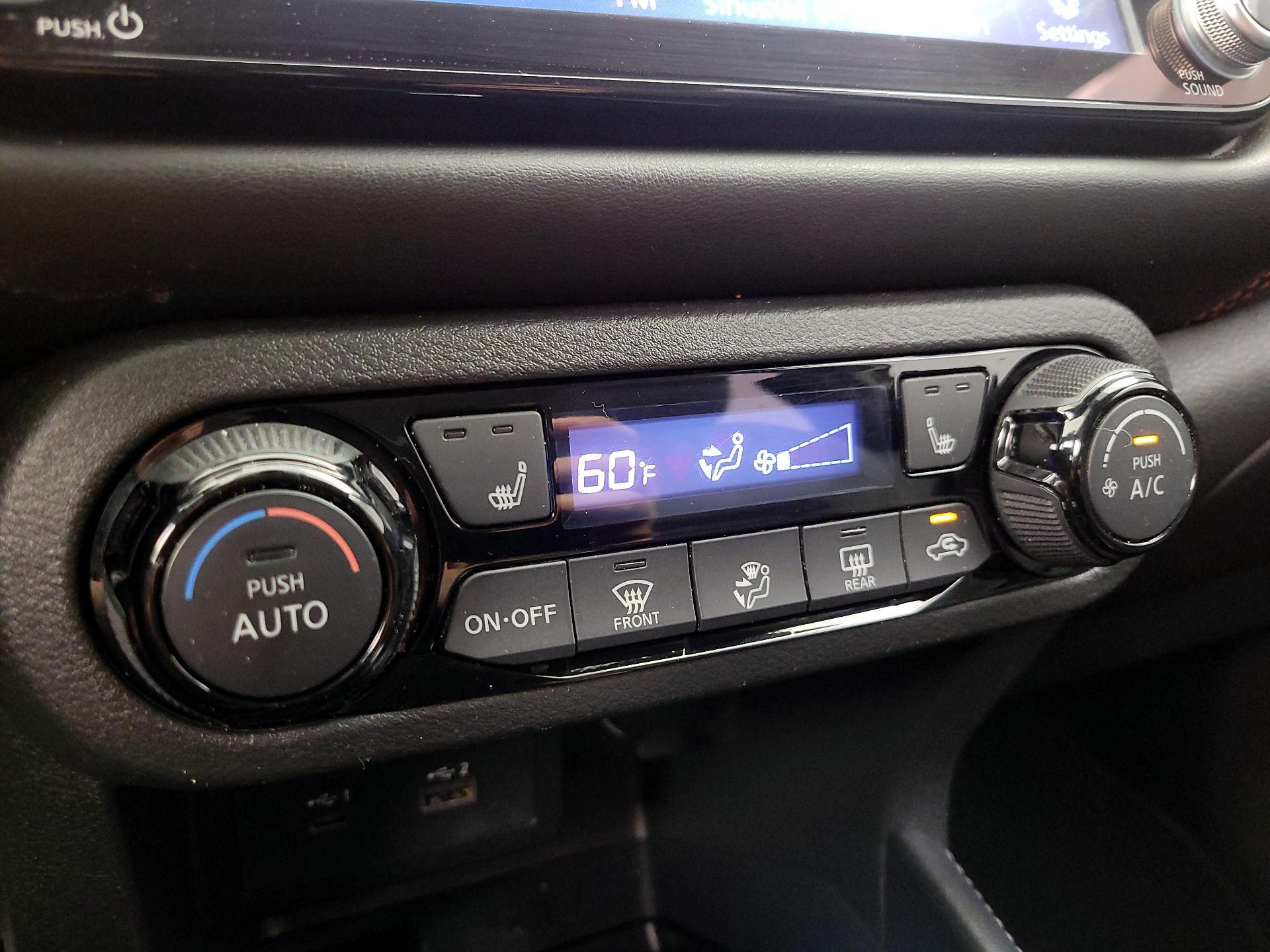 Thumbnail: 2022 Nissan Kicks - 16