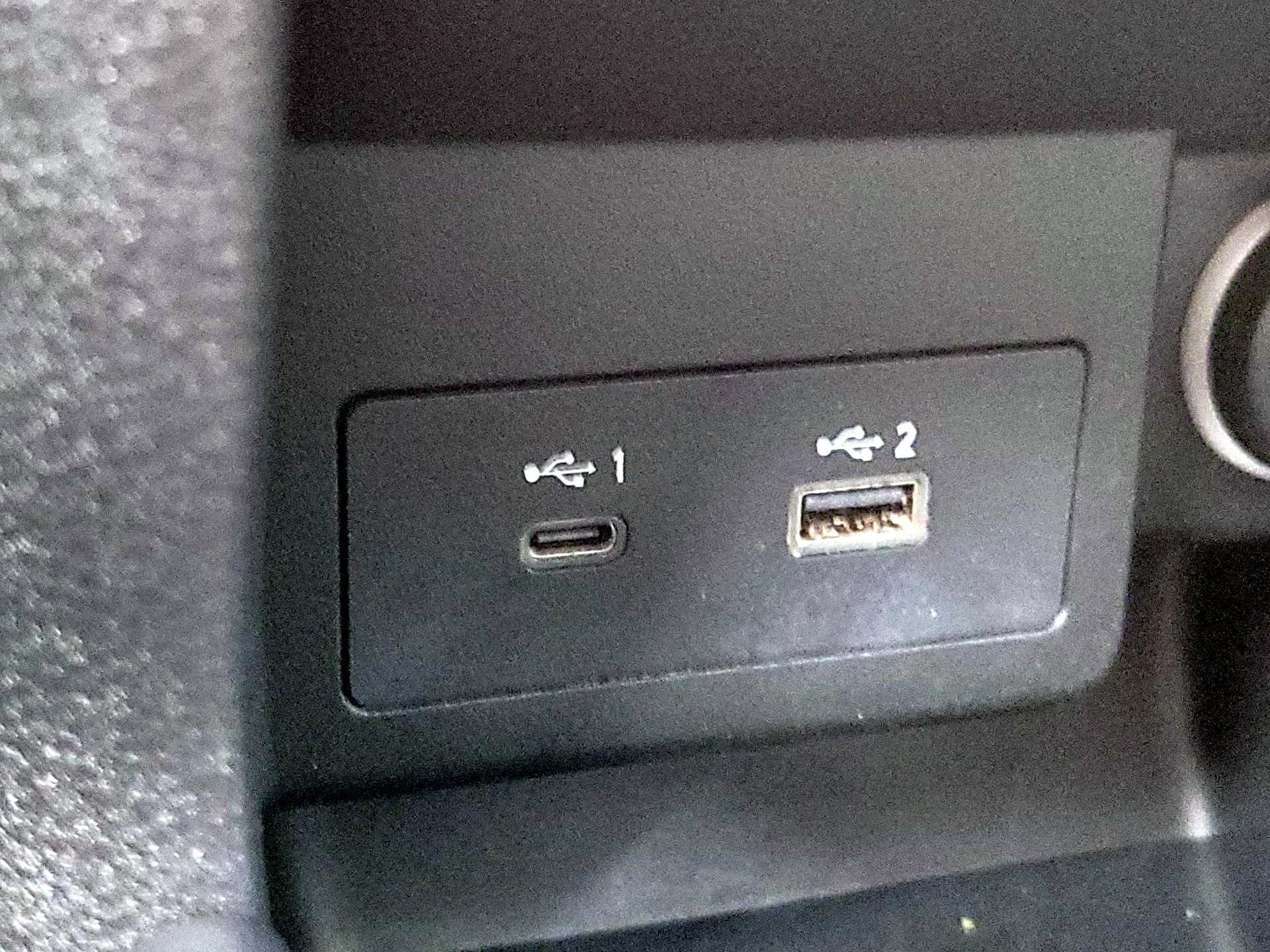 Thumbnail: 2022 Nissan Kicks - 18