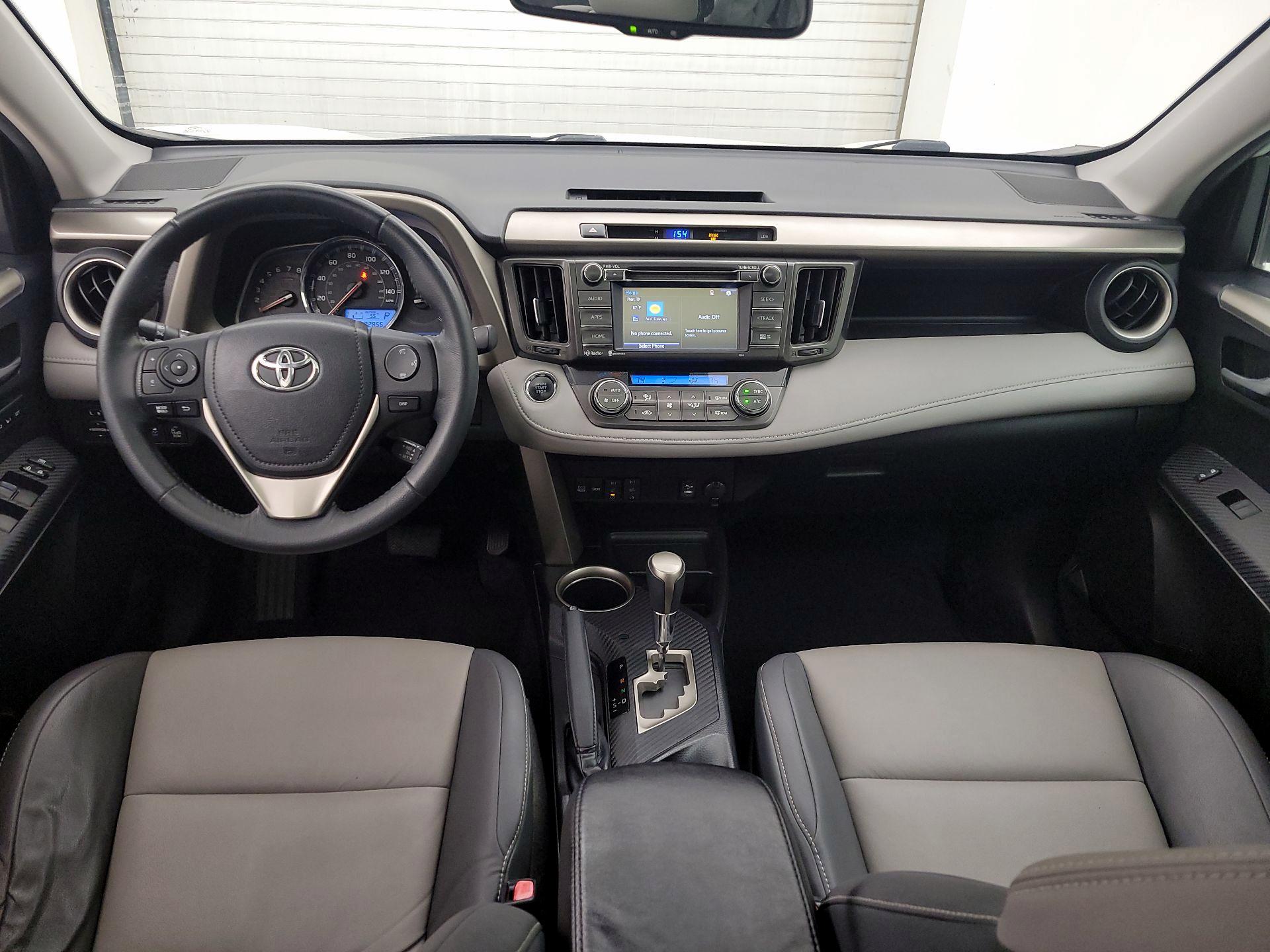 Thumbnail: 2015 Toyota RAV4 - 9