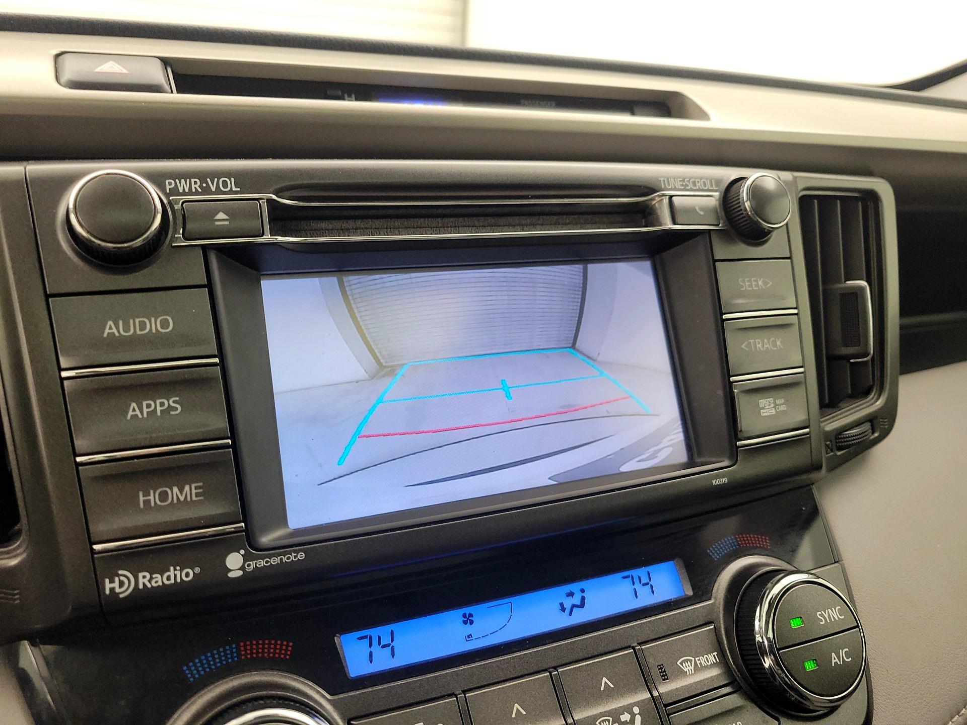 Thumbnail: 2015 Toyota RAV4 - 15