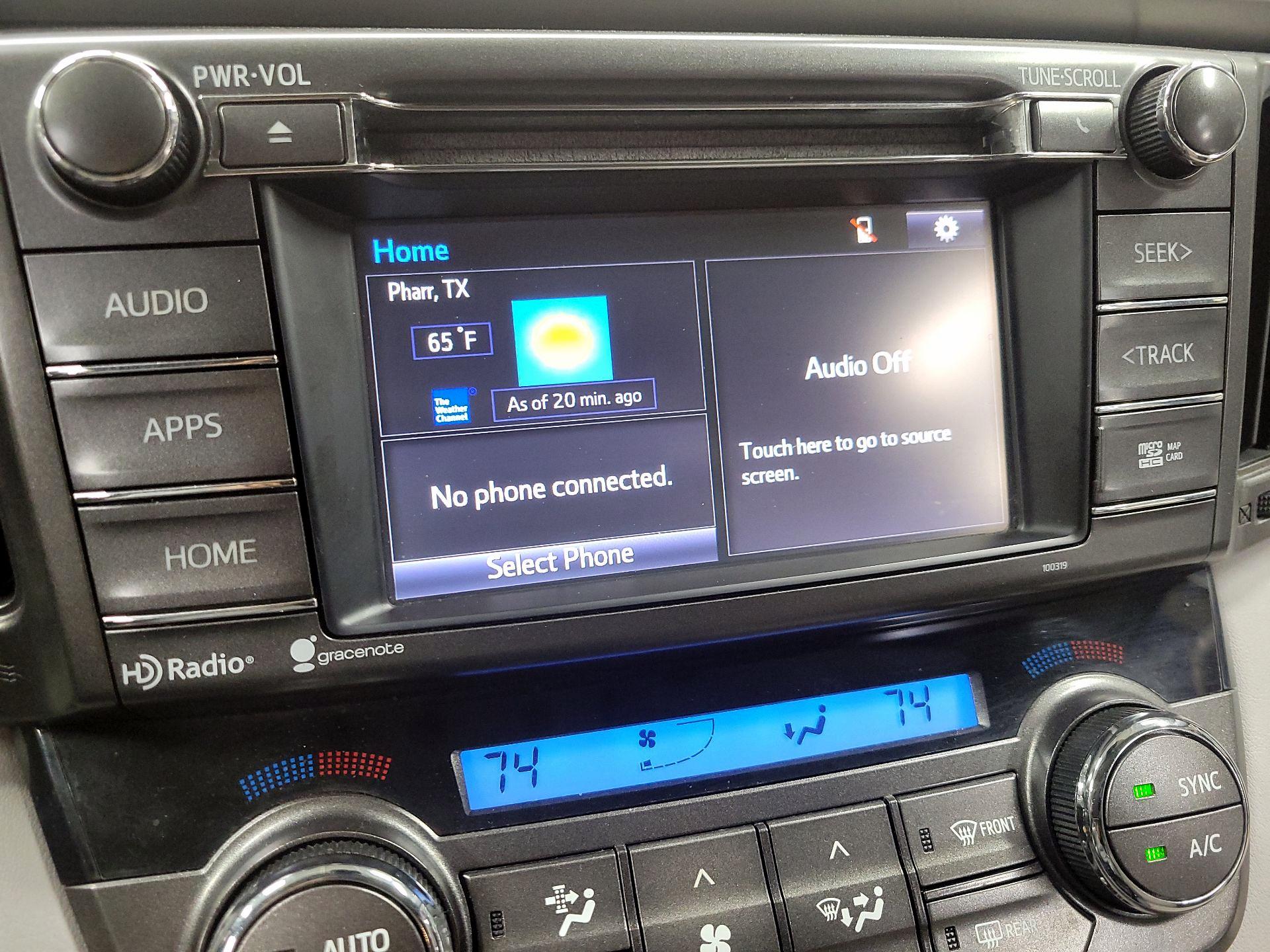 Thumbnail: 2015 Toyota RAV4 - 16