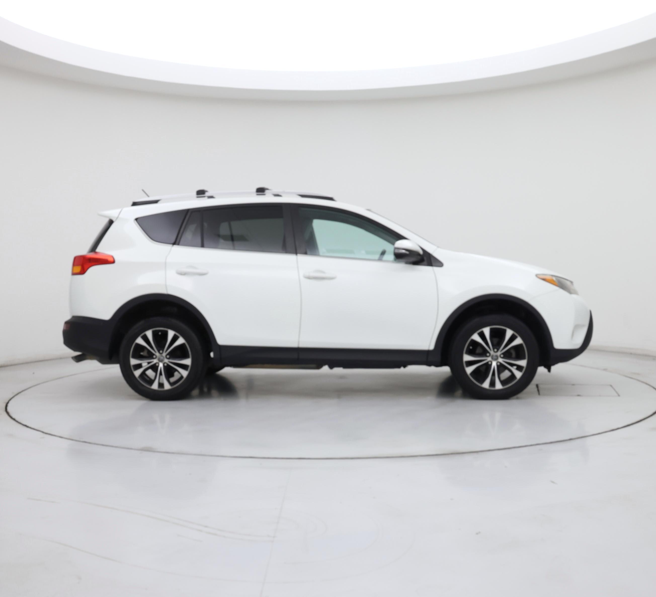 Thumbnail: 2015 Toyota RAV4 - 7