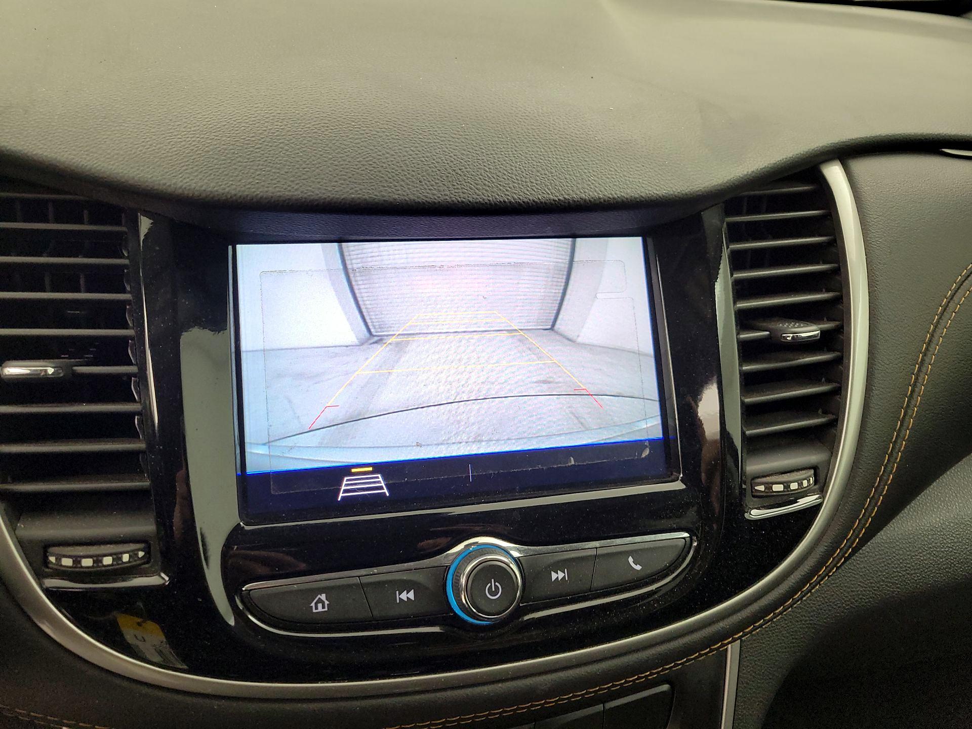 Thumbnail: 2020 Chevrolet Trax - 14