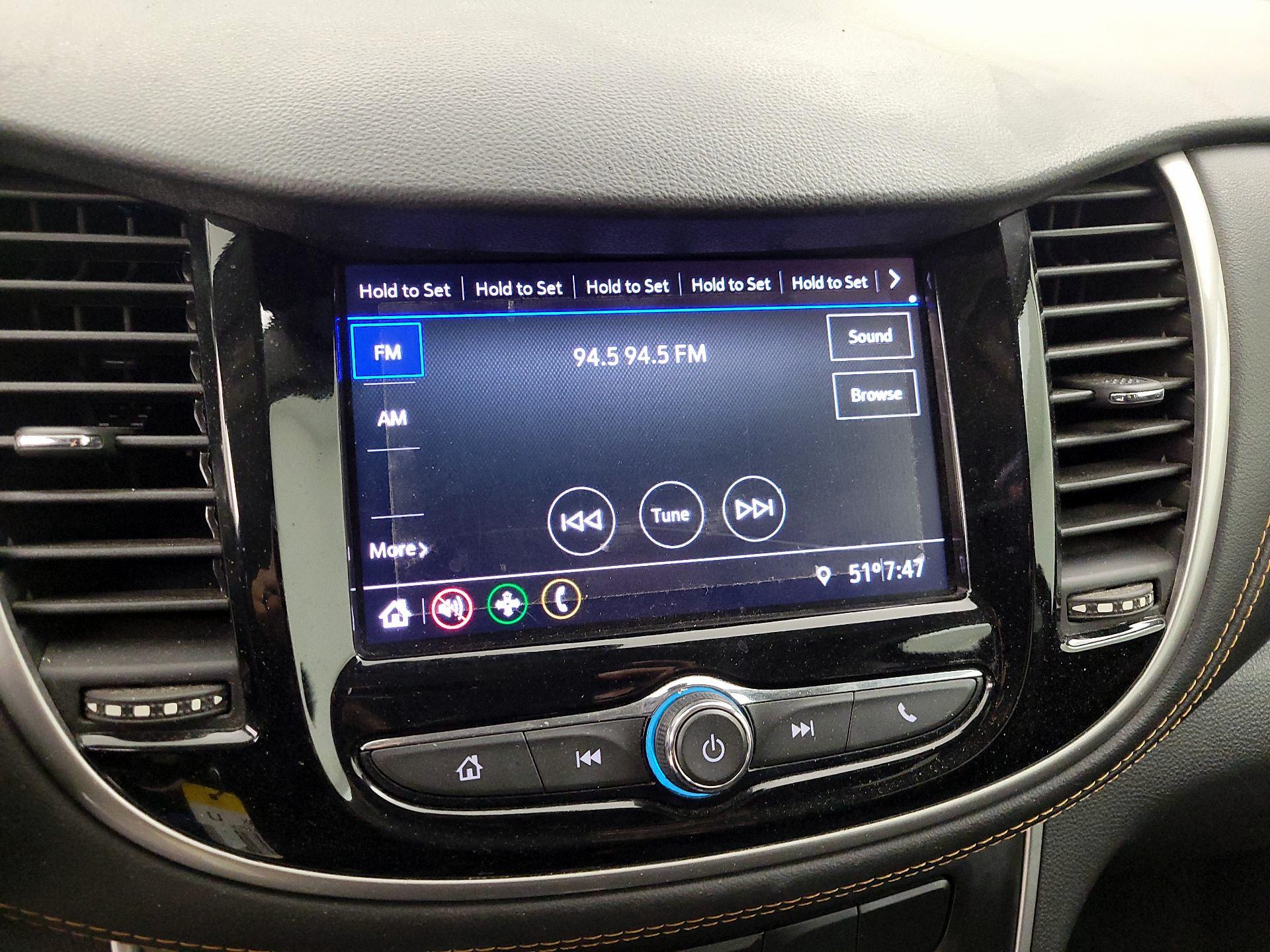 Thumbnail: 2020 Chevrolet Trax - 15