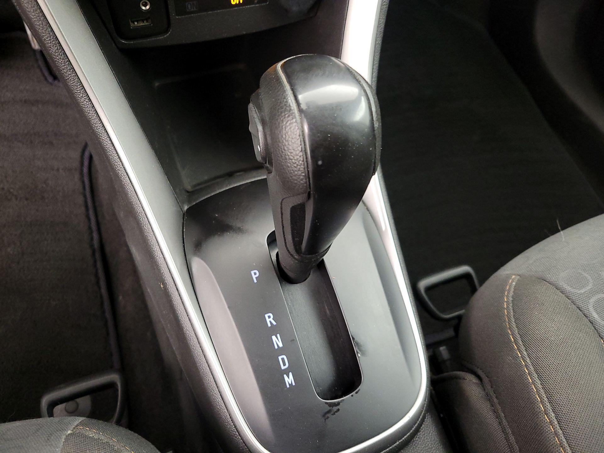 Thumbnail: 2020 Chevrolet Trax - 17