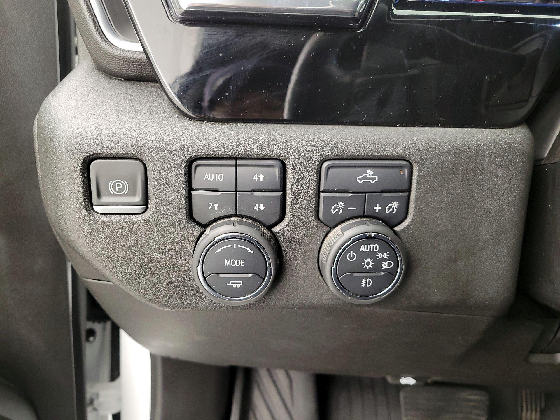 Thumbnail: 2023 Chevrolet Silverado 1500 - 14