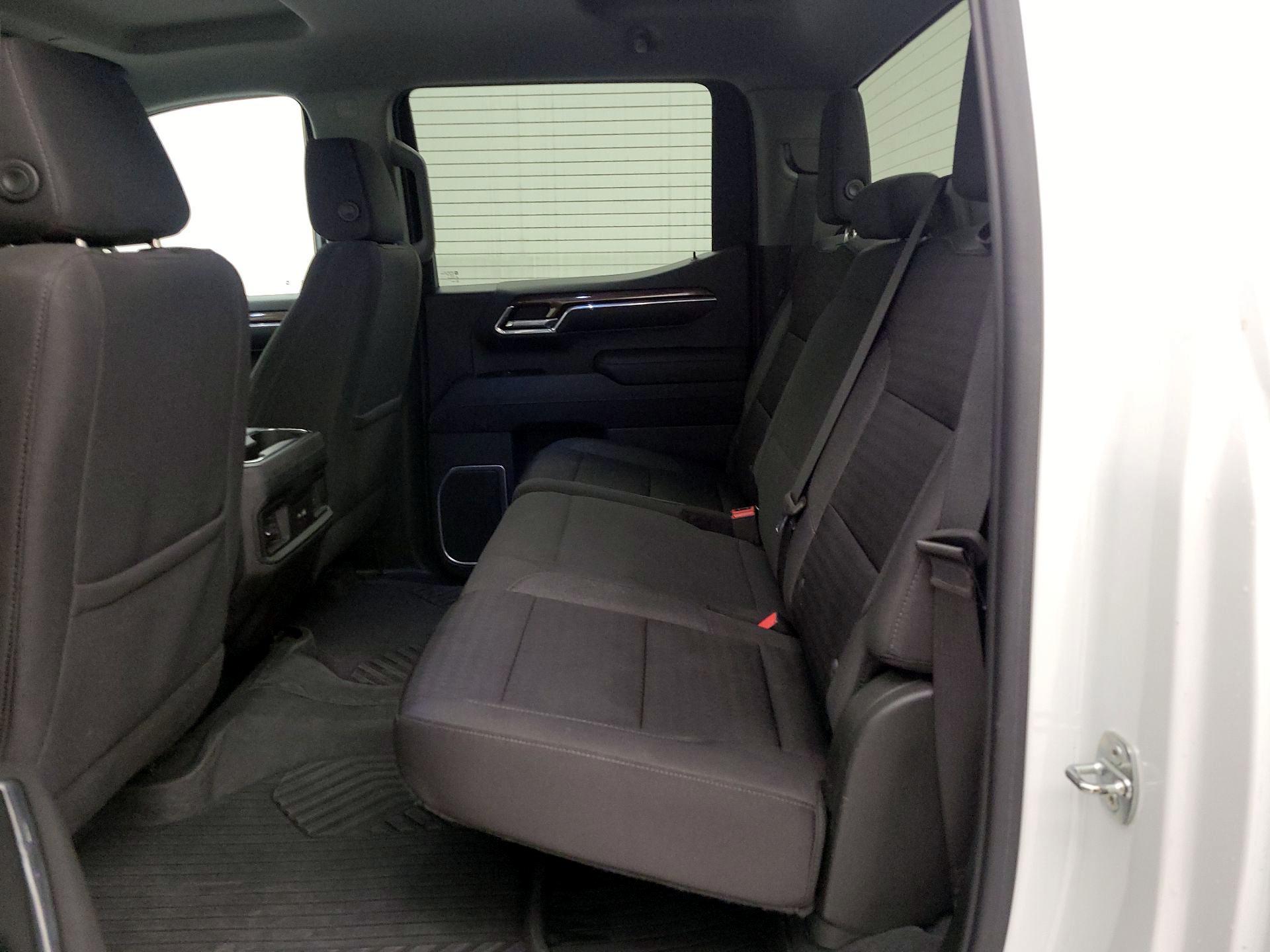 Thumbnail: 2023 Chevrolet Silverado 1500 - 19