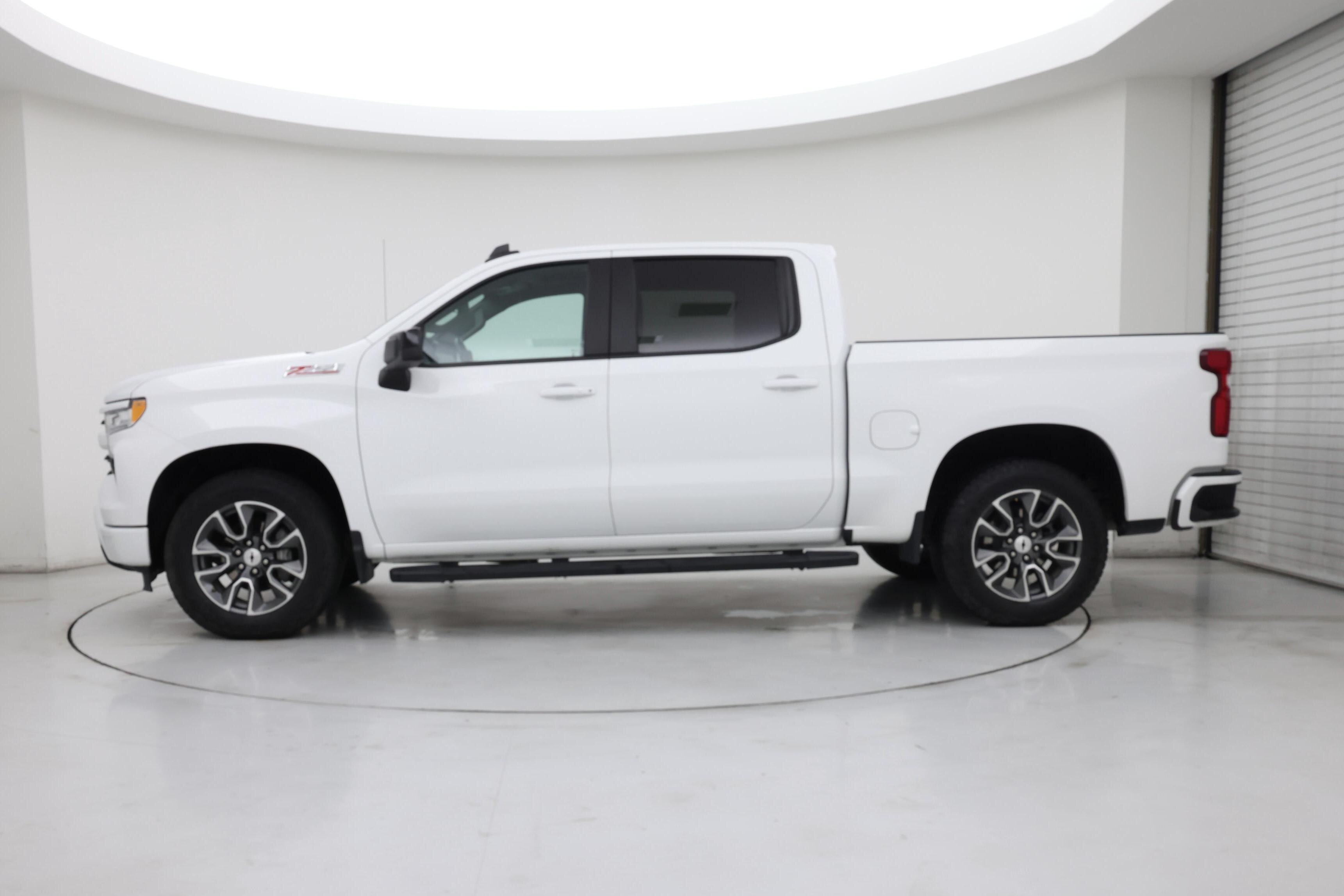 Thumbnail: 2023 Chevrolet Silverado 1500 - 3