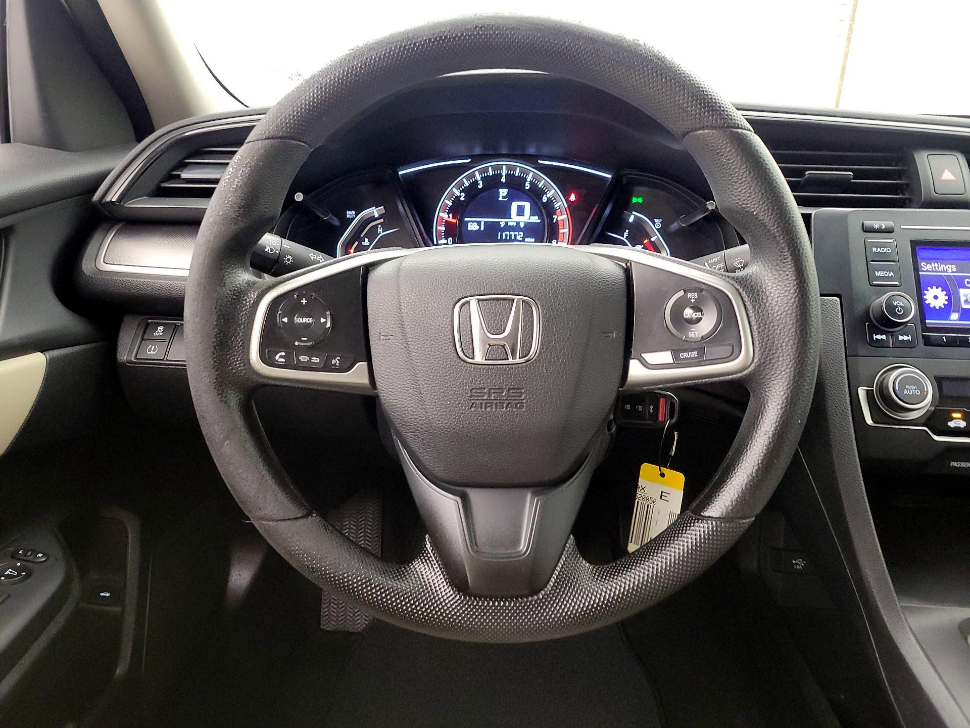 Thumbnail: 2017 Honda Civic - 10