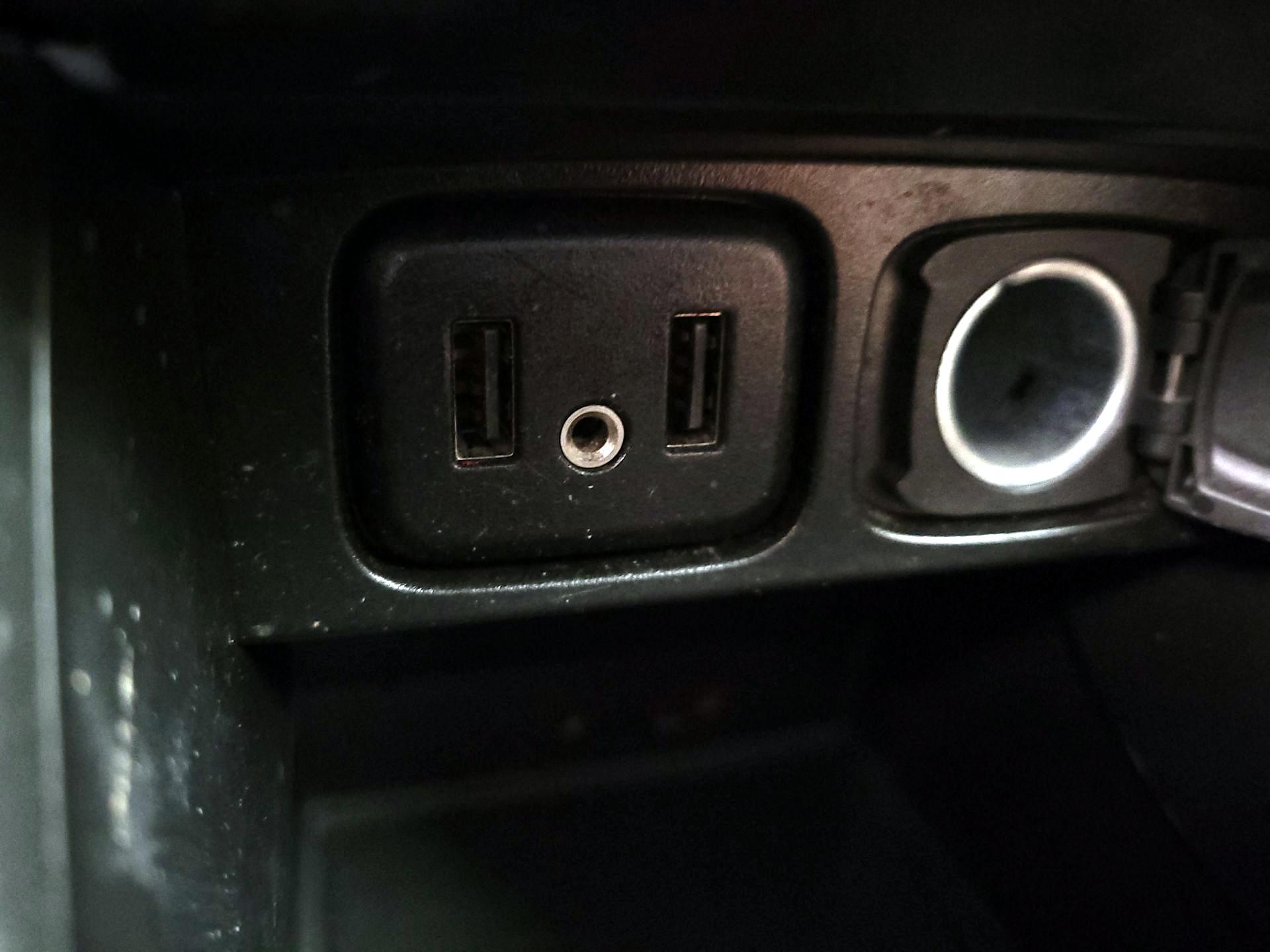 Thumbnail: 2018 Buick Encore - 16