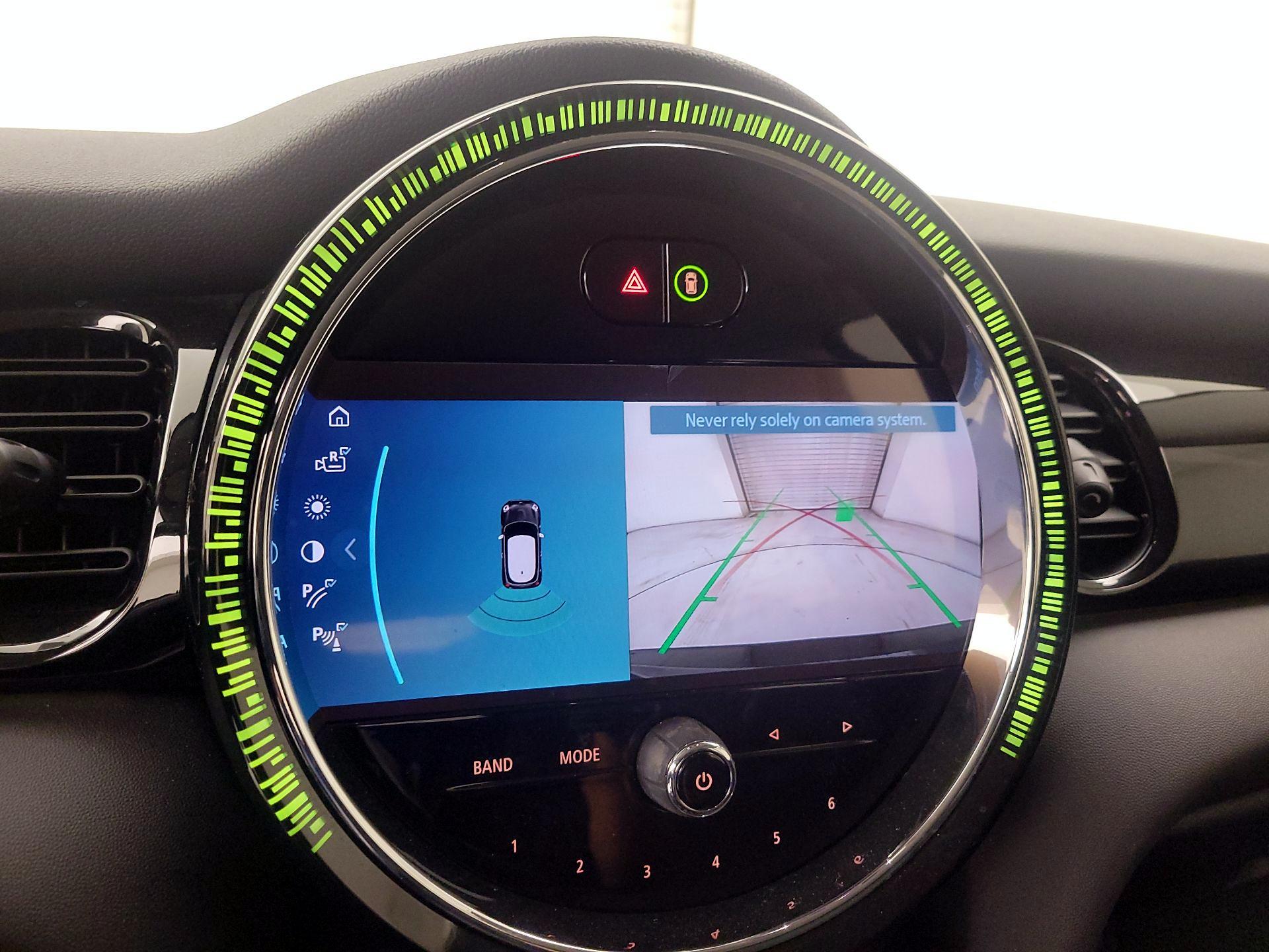 Thumbnail: 2022 MINI Cooper Hardtop - 14