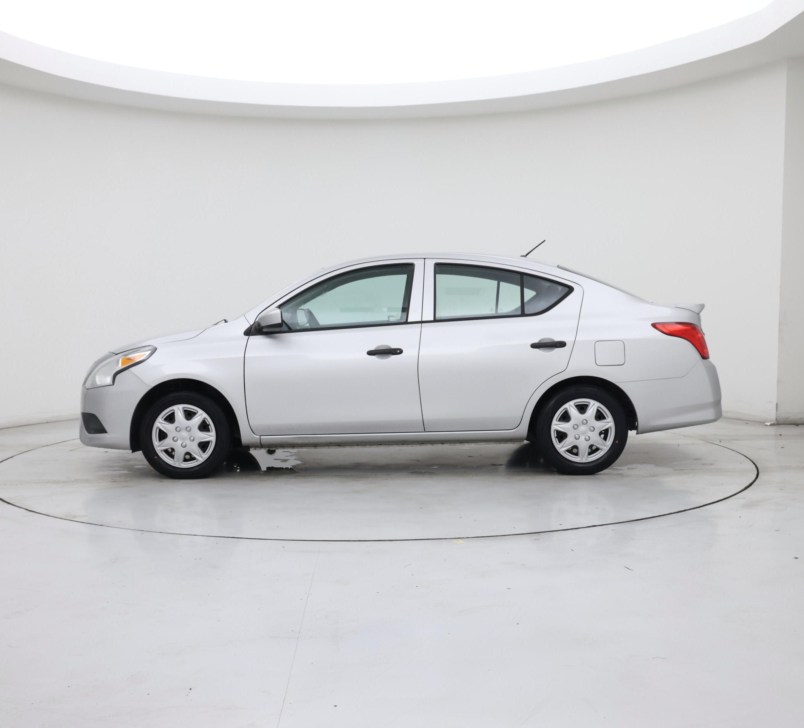 Thumbnail: 2019 Nissan Versa - 3