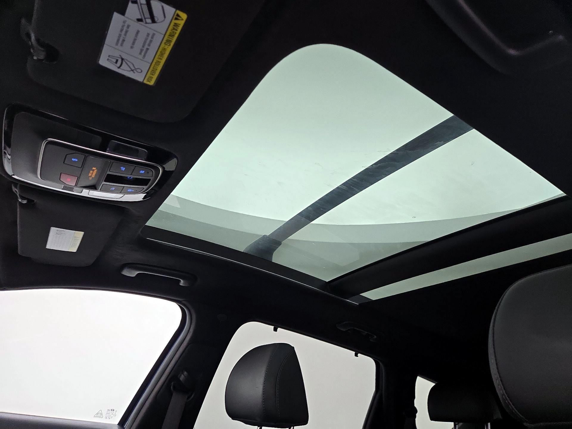 Thumbnail: 2023 Hyundai Santa Fe - 19