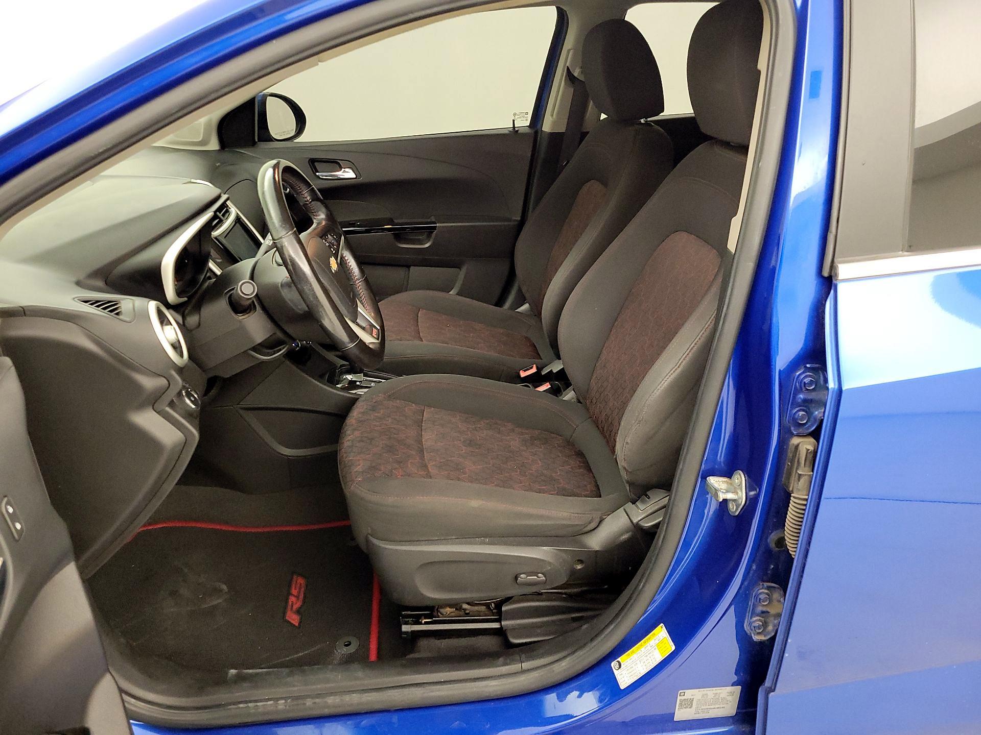 Thumbnail: 2017 Chevrolet Sonic - 9