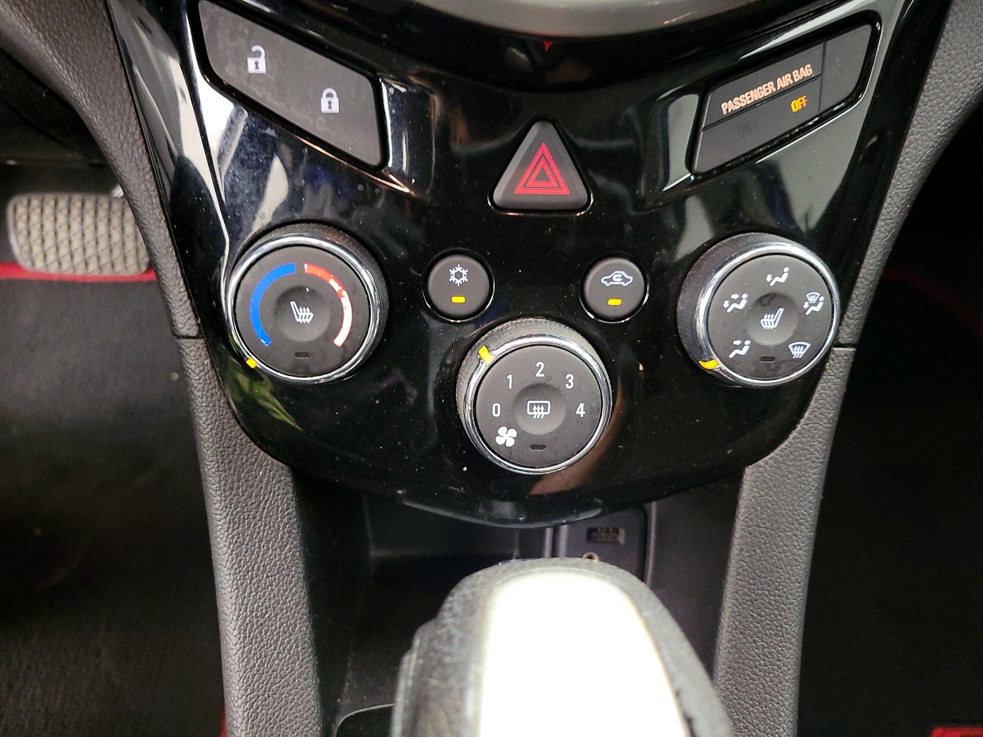 Thumbnail: 2017 Chevrolet Sonic - 14