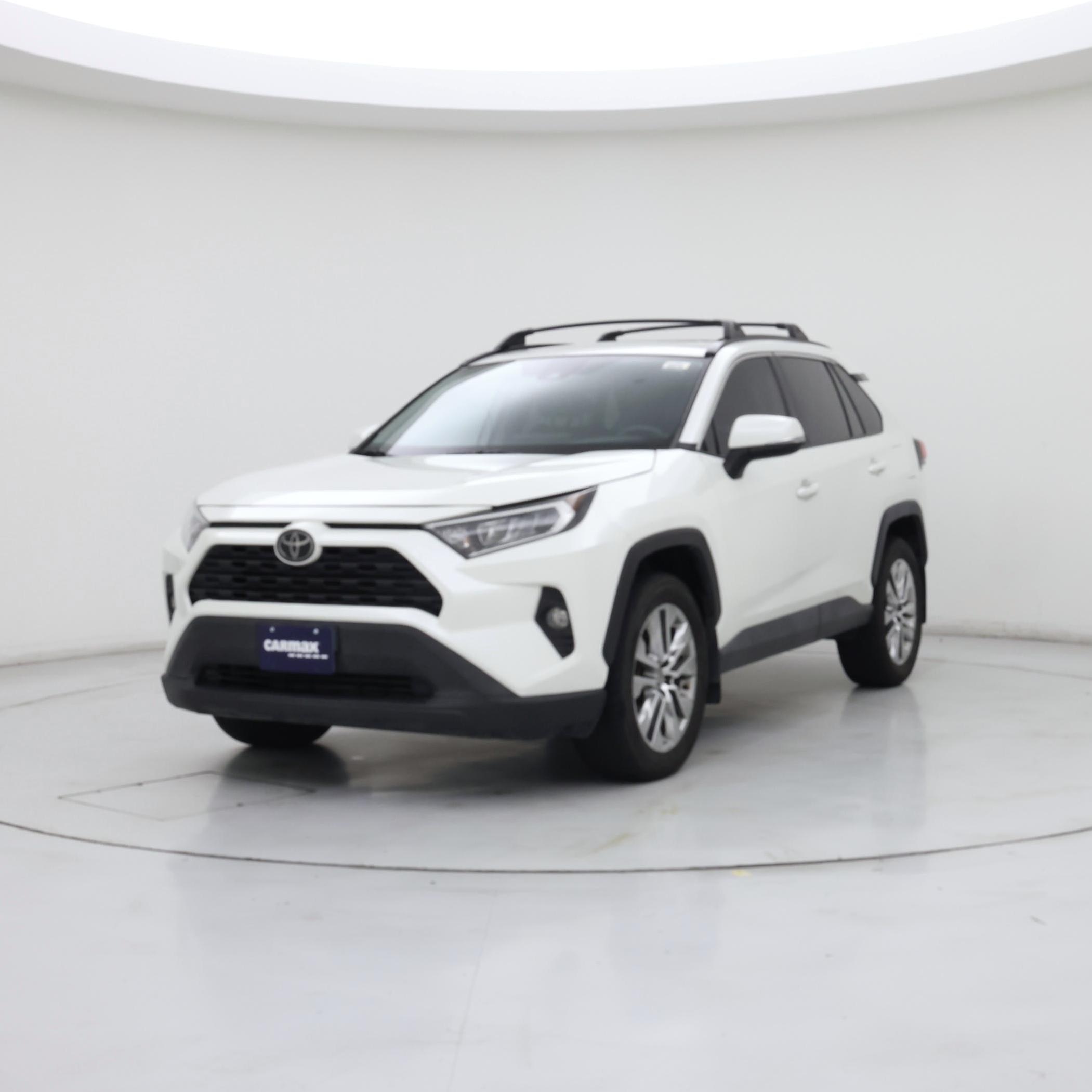 Thumbnail: 2021 Toyota RAV4 - 4