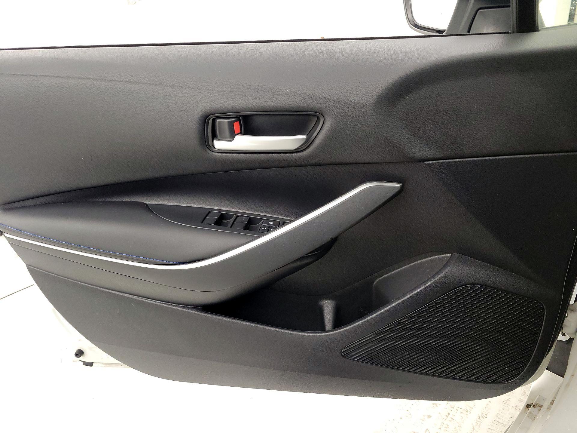 Thumbnail: 2021 Toyota Corolla - 12