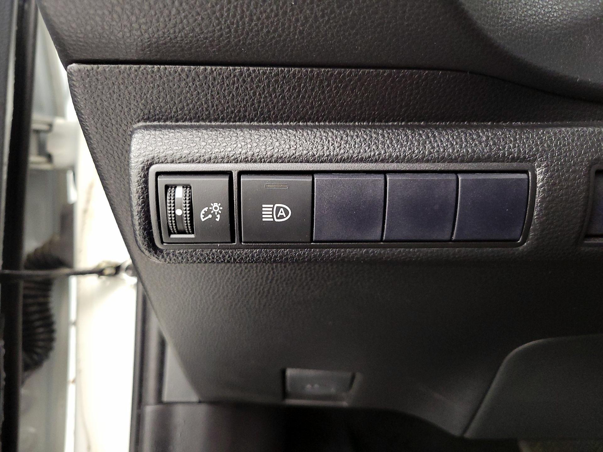 Thumbnail: 2021 Toyota Corolla - 13