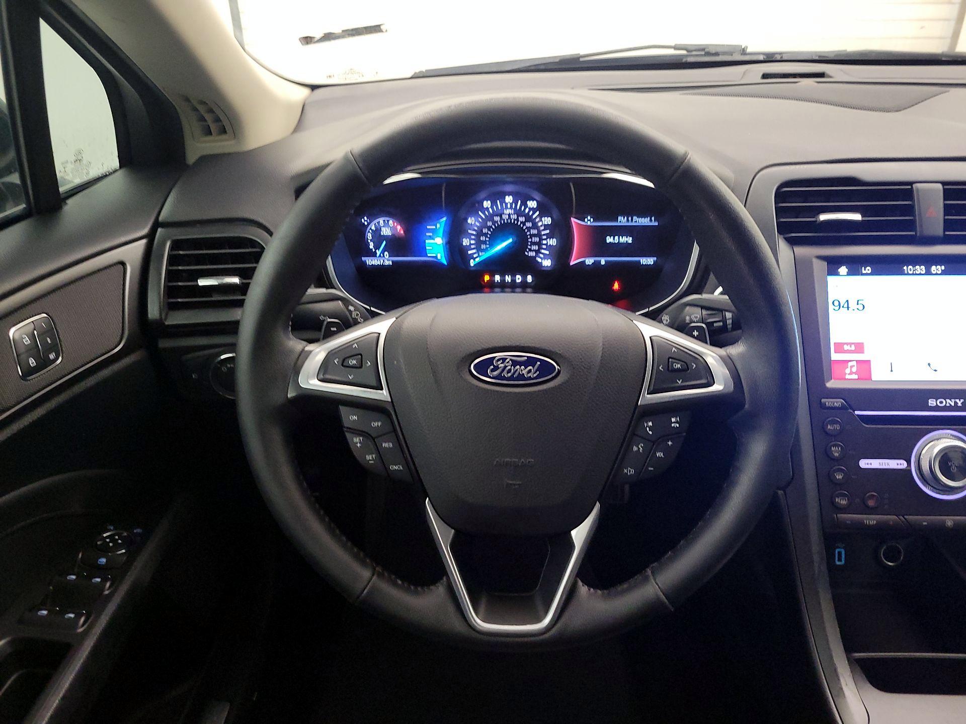 Thumbnail: 2017 Ford Fusion - 10