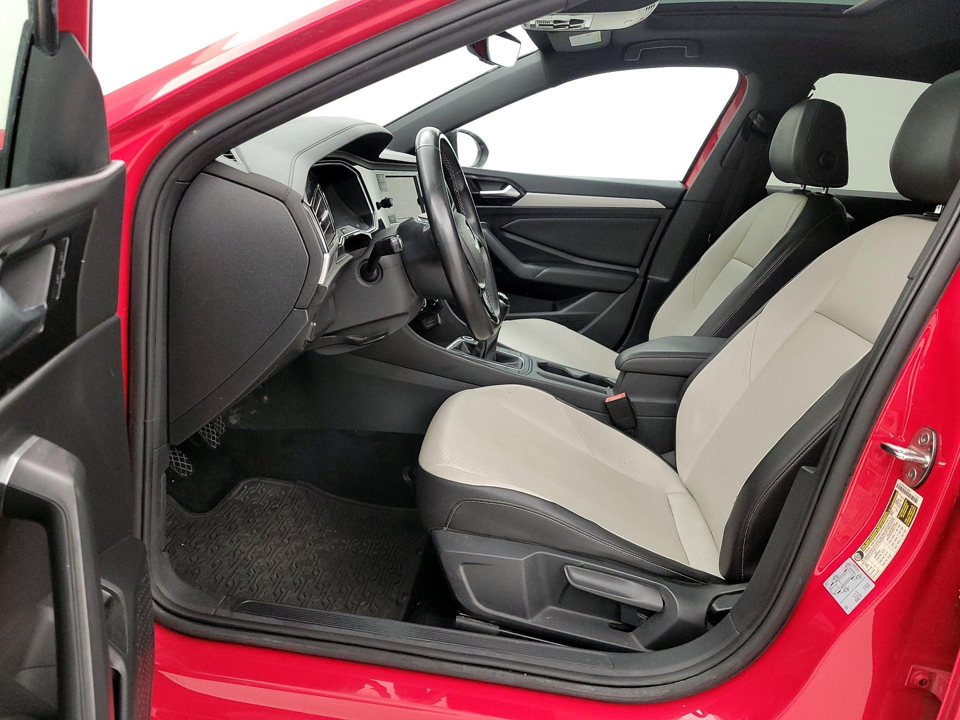 Thumbnail: 2020 Volkswagen Jetta - 11