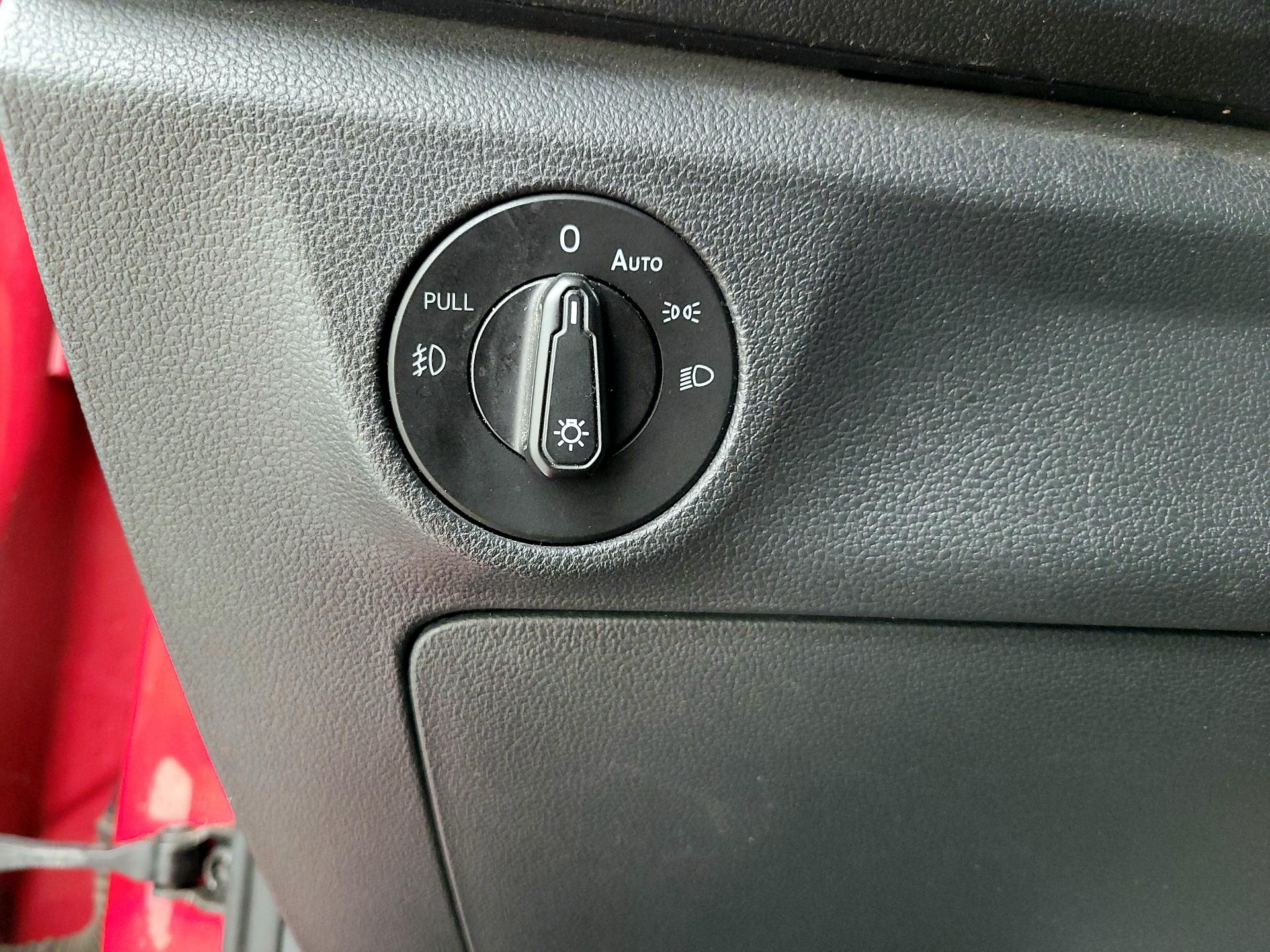 Thumbnail: 2020 Volkswagen Jetta - 13