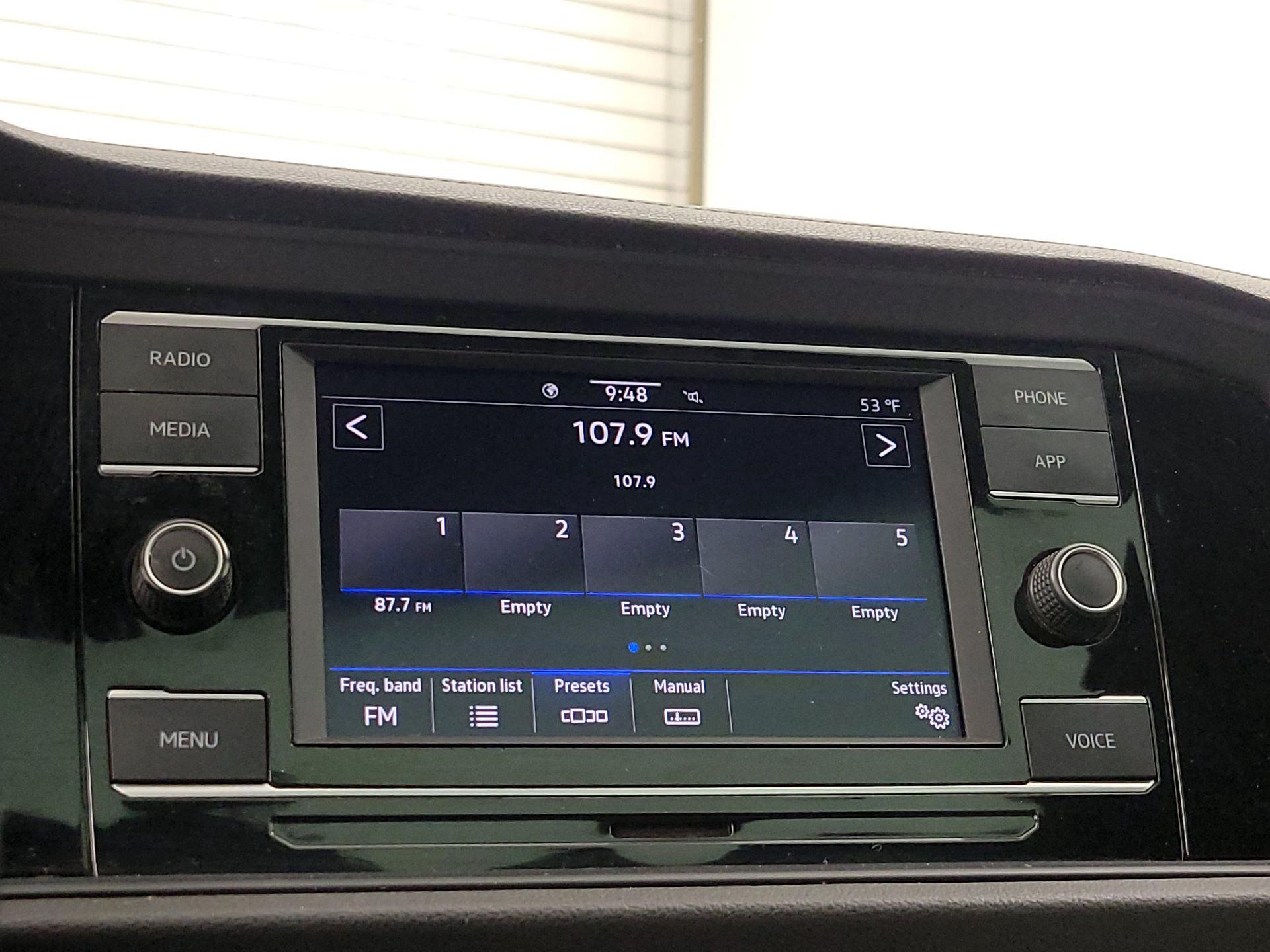 Thumbnail: 2020 Volkswagen Jetta - 15